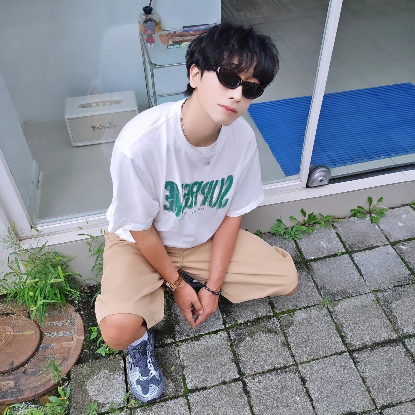 Supreme Flocked Washed S/S Top White - 25SS, Samsung Galaxy Watch6 44mm LTE Silver (Korean Ver.) 착용 스타일 - 2