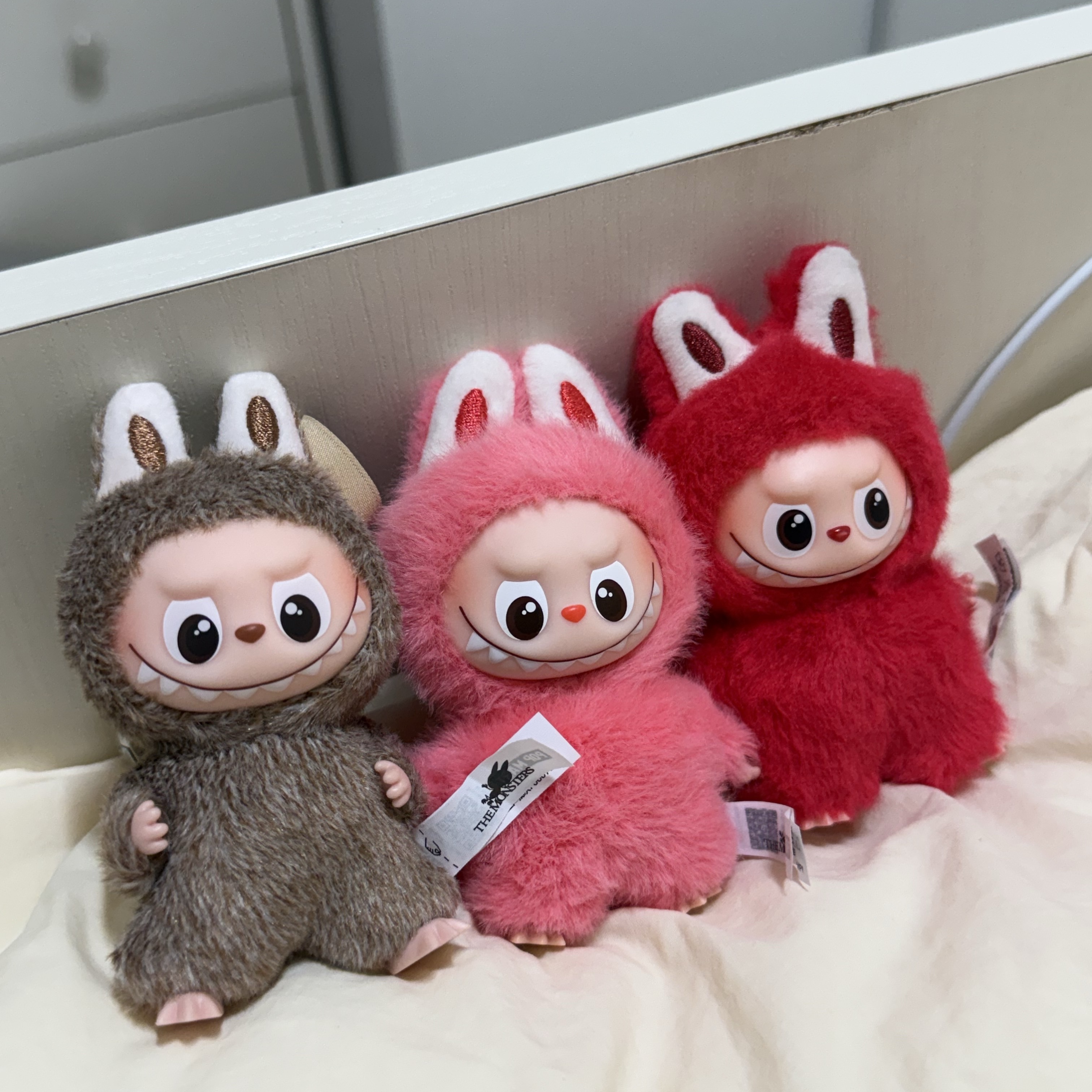 Pop Mart Labubu The Monsters Pin For Love Series Vinyl Plush Pendant Sealed Case (N-Z) (1 Blind Box), Pop Mart Labubu The Monsters Pin For Love Series Vinyl Plush Pendant (N-Z) & (Opened Case) 착용 스타일 - 1