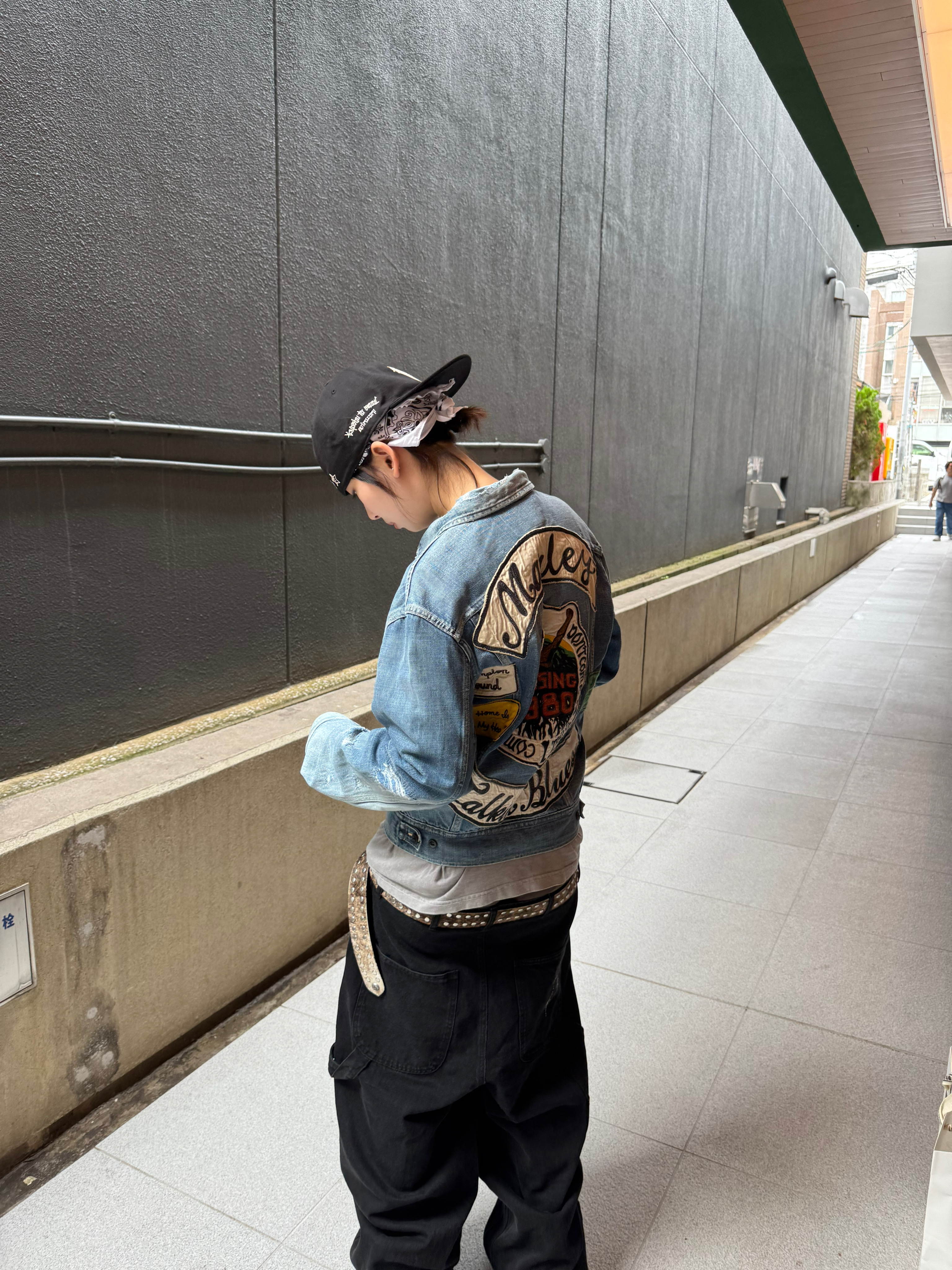 Aoiro 6-Panel Bone A/N Cap Black, Kapital 14 oz. Denim Marley Uprising Jacket Light 착용 스타일 - 3