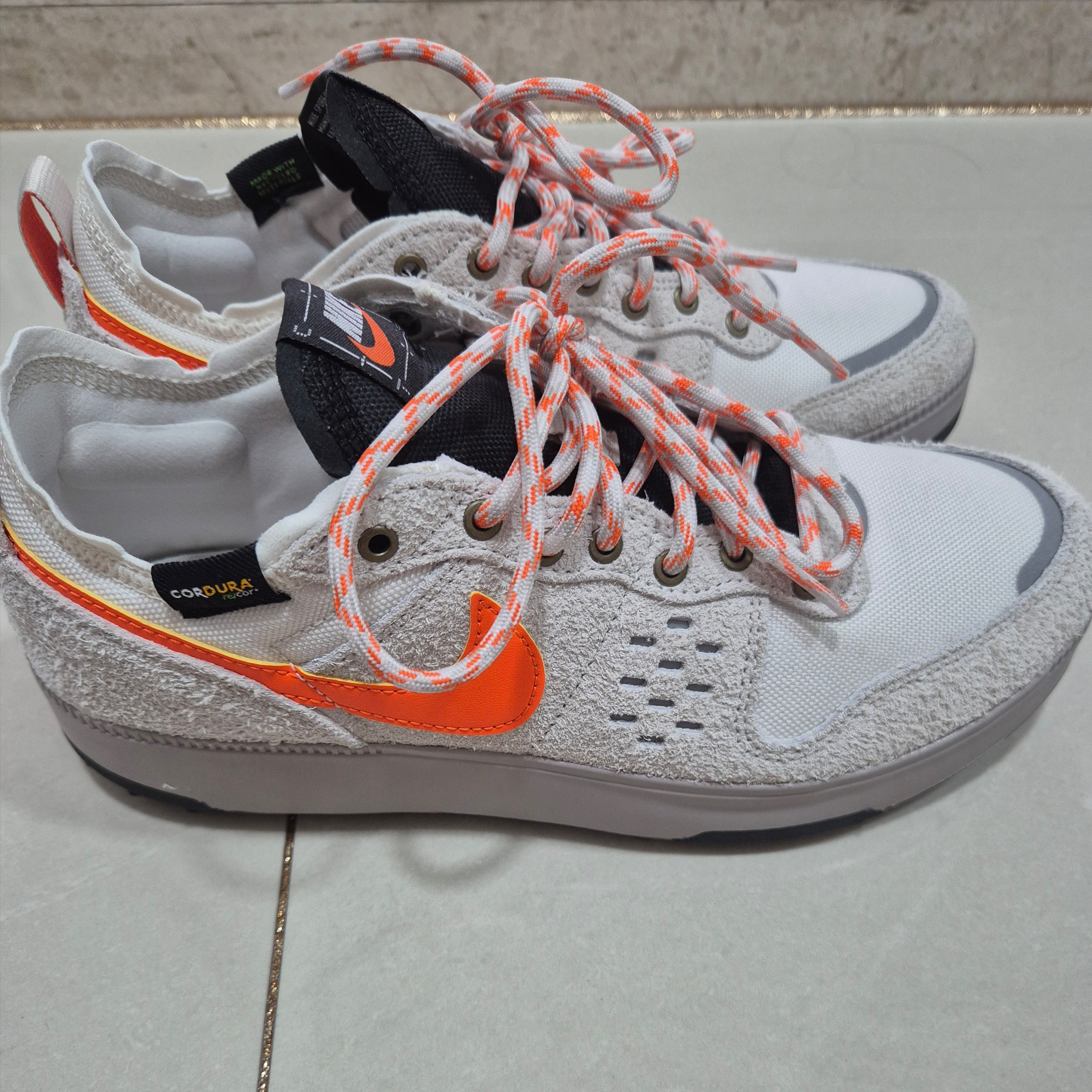 Nike C1TY Premium Phantom Light Orewood Brown 착용 스타일 - 2