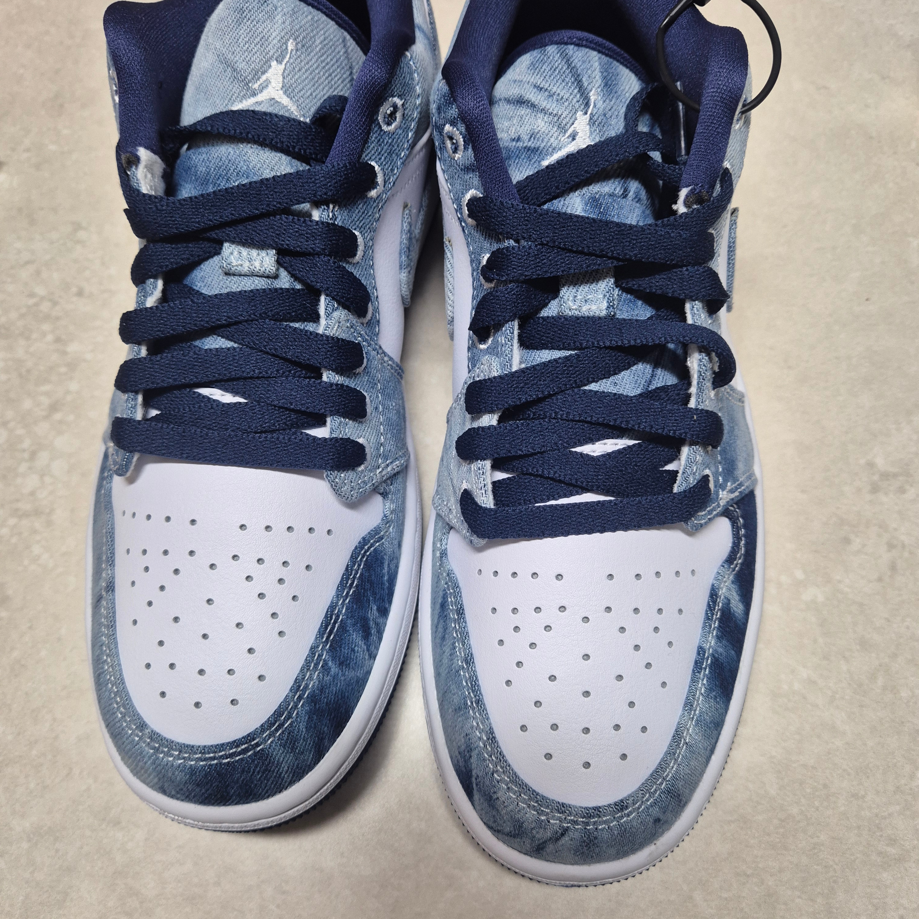 Jordan 1 Low SE Washed Denim 착용 스타일