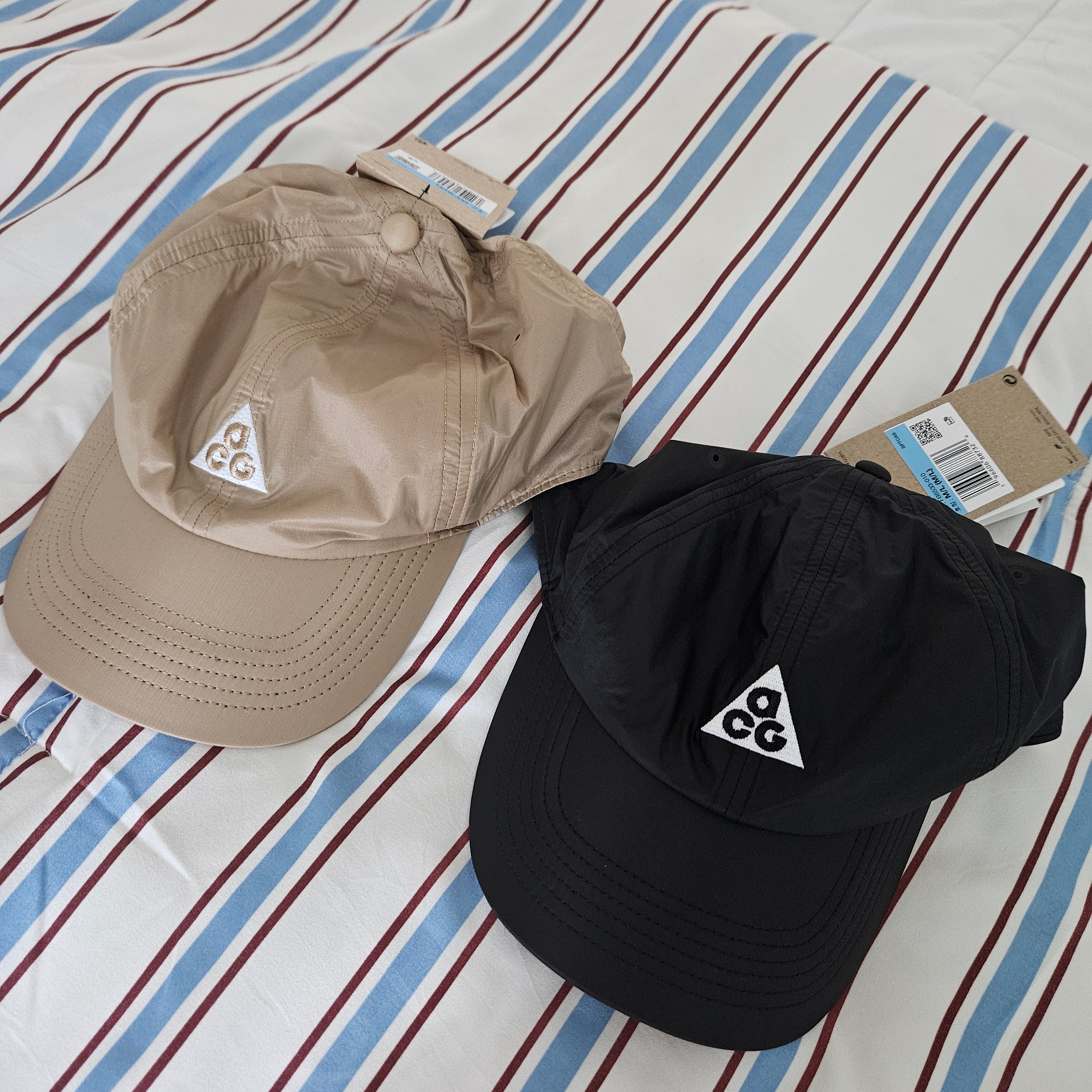Nike ACG Trail Cap Black, Nike ACG Dri-Fit Club Trail Cap Parachute Beige 착용 스타일