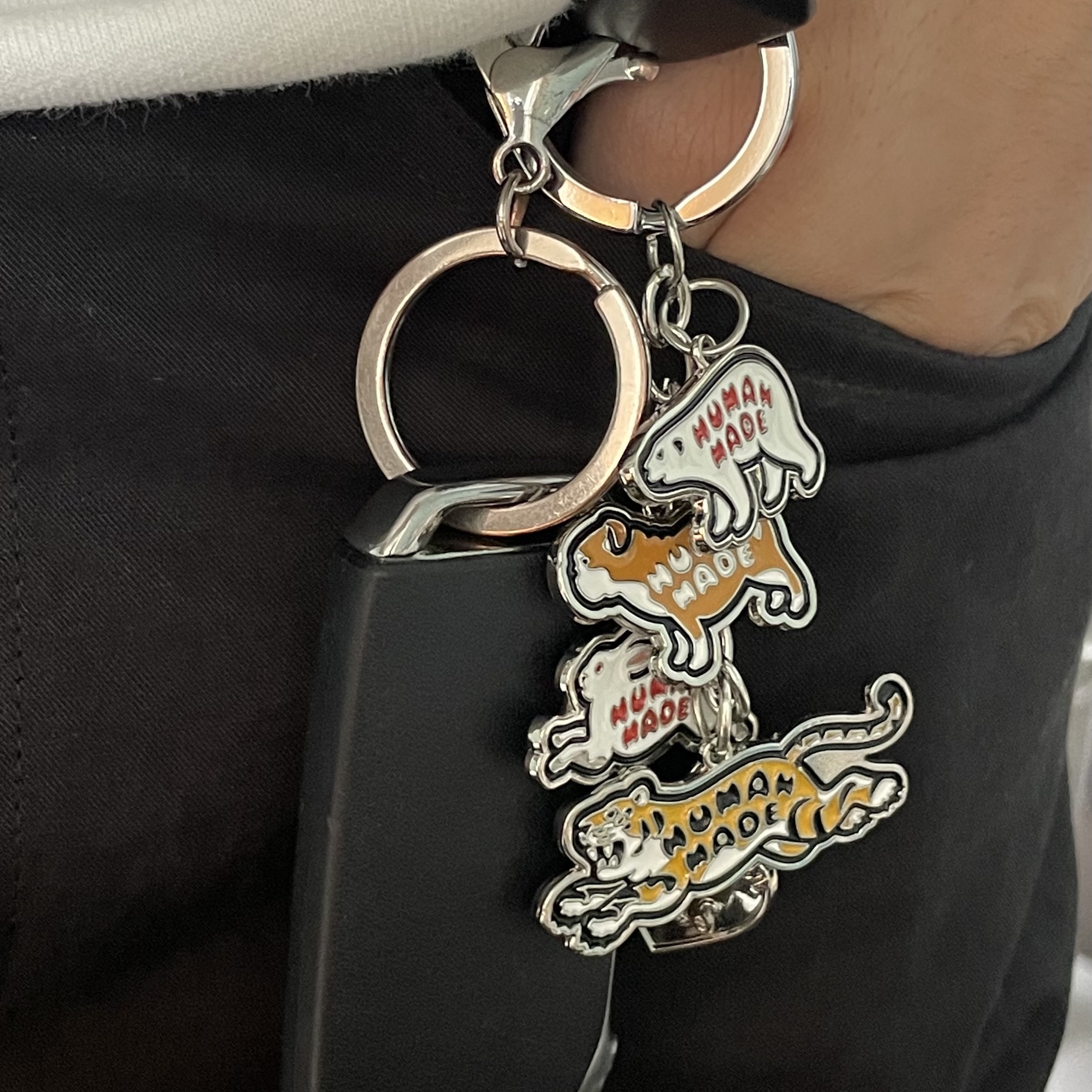 Human Made Animal Heart Keyring Silver Red 착용 스타일 - 2