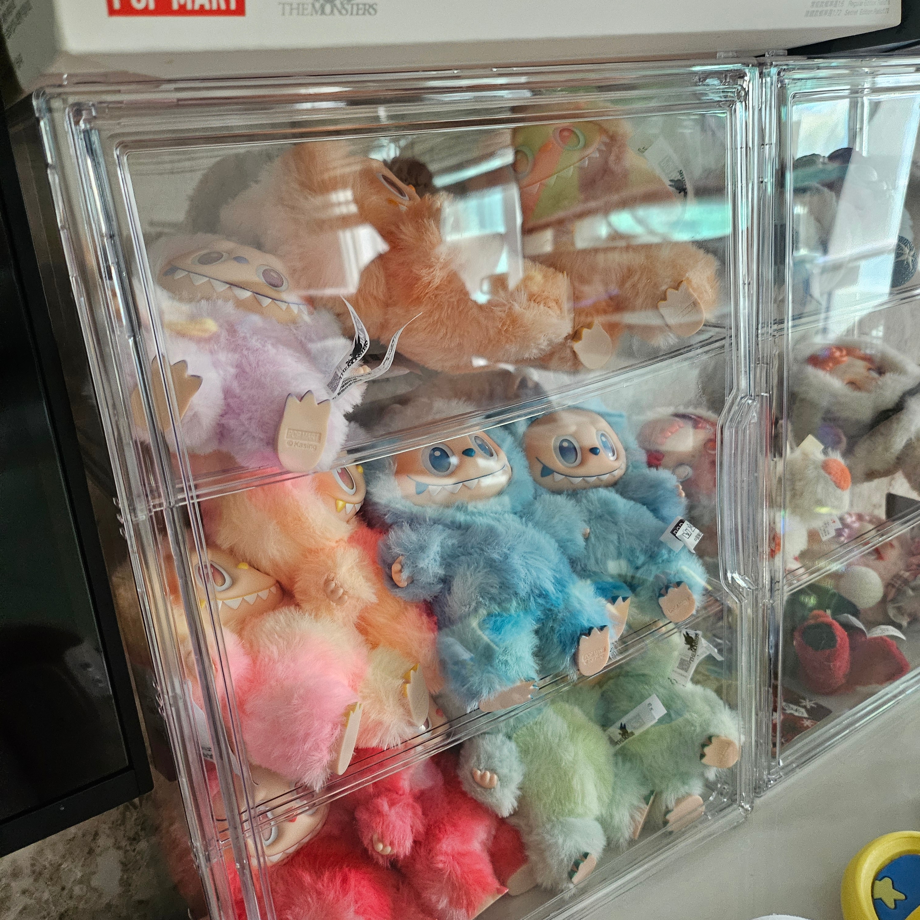 Pop Mart Labubu The Monsters Highlight Series Sealed Case (6 Blind Boxes) 착용 스타일 - 2