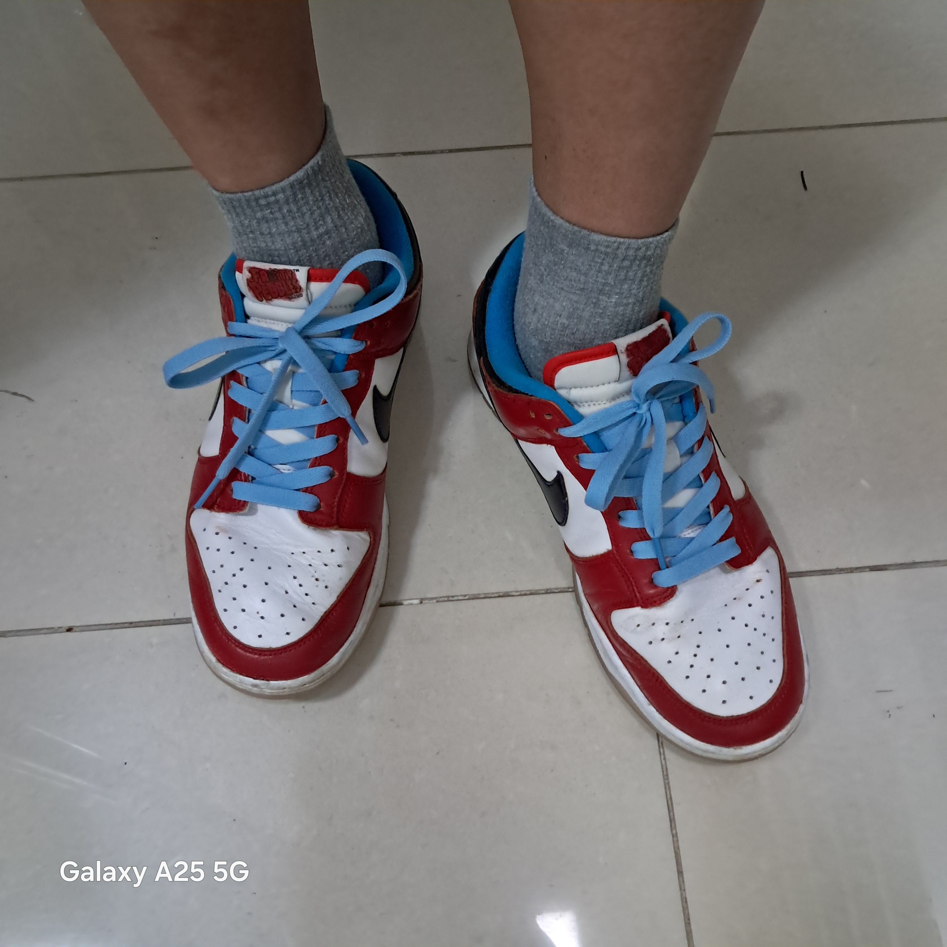 Nike x LeBron James x Fruity Pebbles Dunk Low QS Habanero Red 착용 스타일 - 2