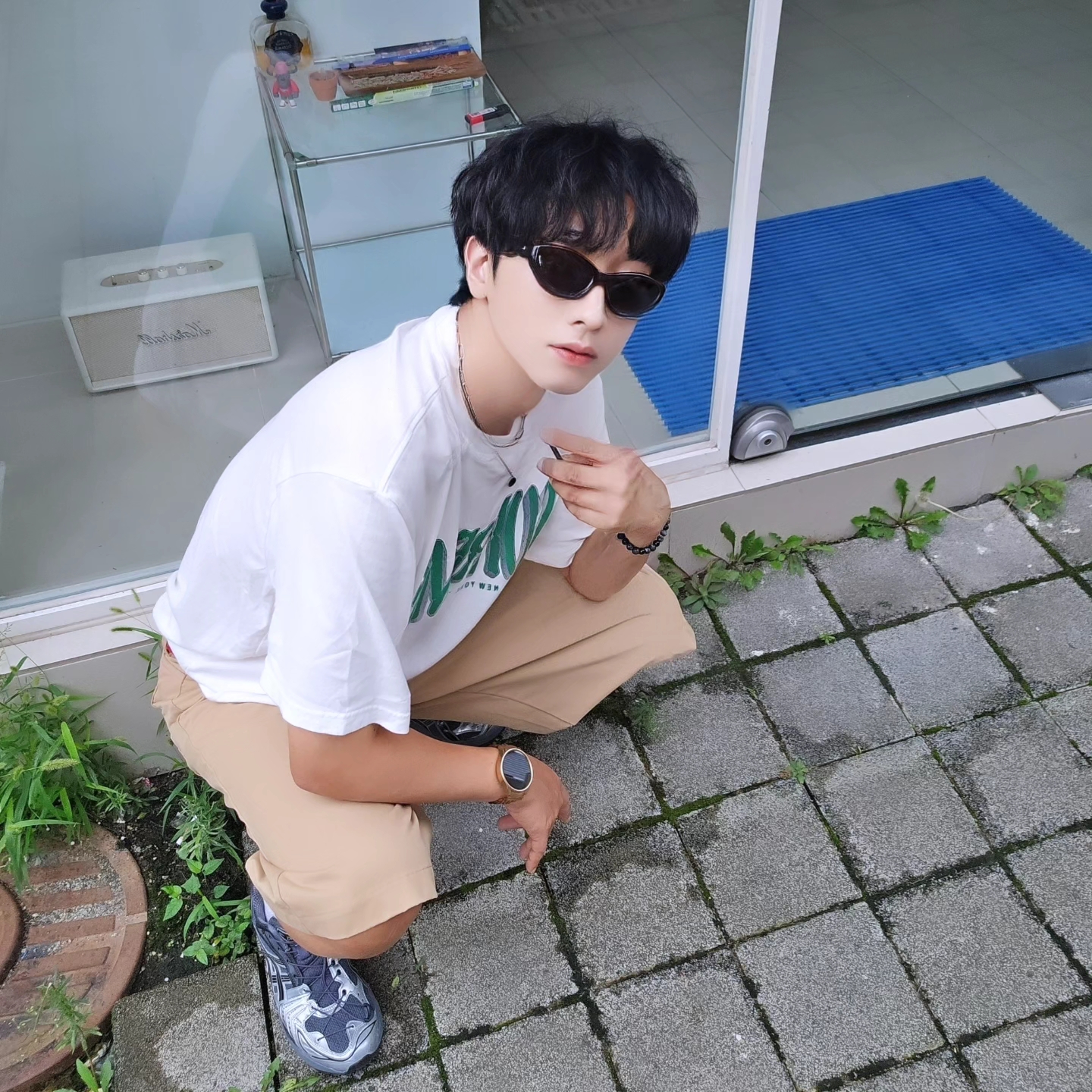 Supreme Flocked Washed S/S Top White - 25SS, Samsung Galaxy Watch6 44mm LTE Silver (Korean Ver.) 착용 스타일 - 1