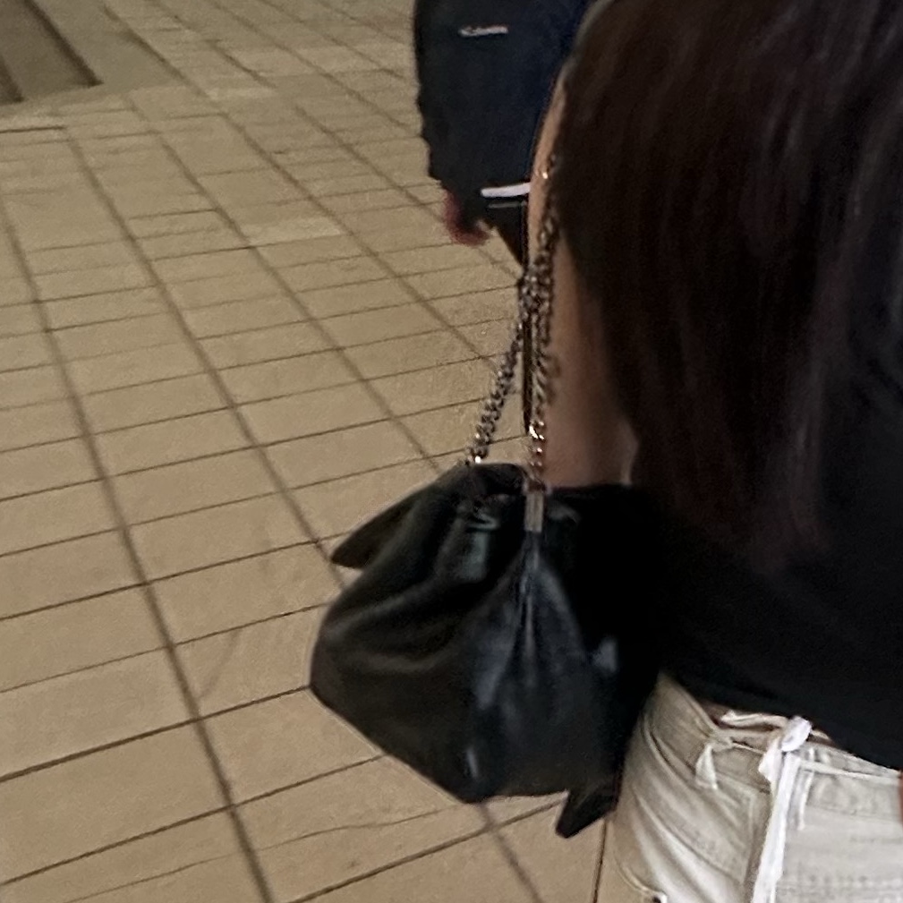 Zara Rock Style Flap Shoulder Bag Black 착용 스타일