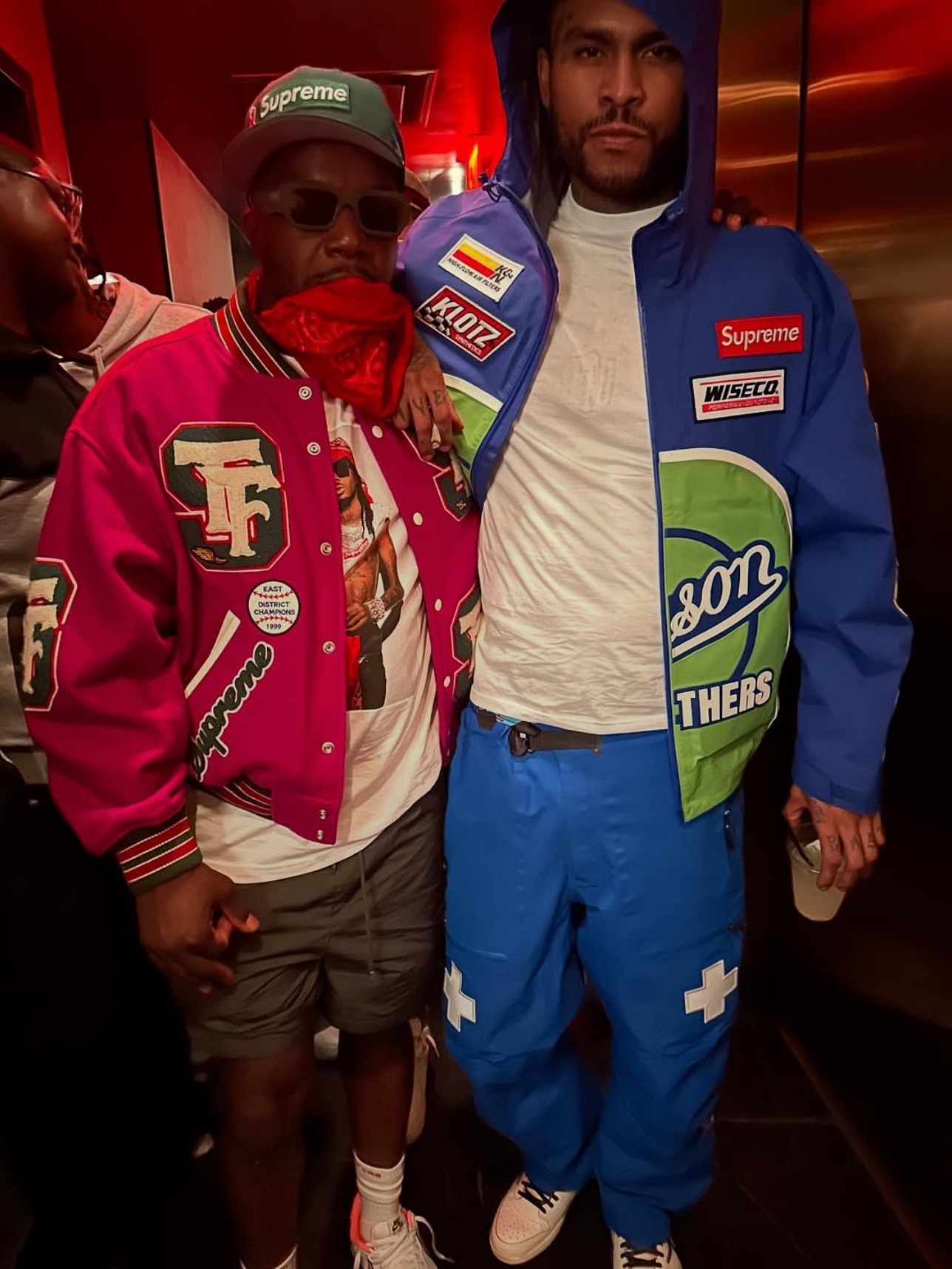 Supreme x Vanson Leathers Gore-Tex Shell Jacket Royal - 25FW 착용 스타일