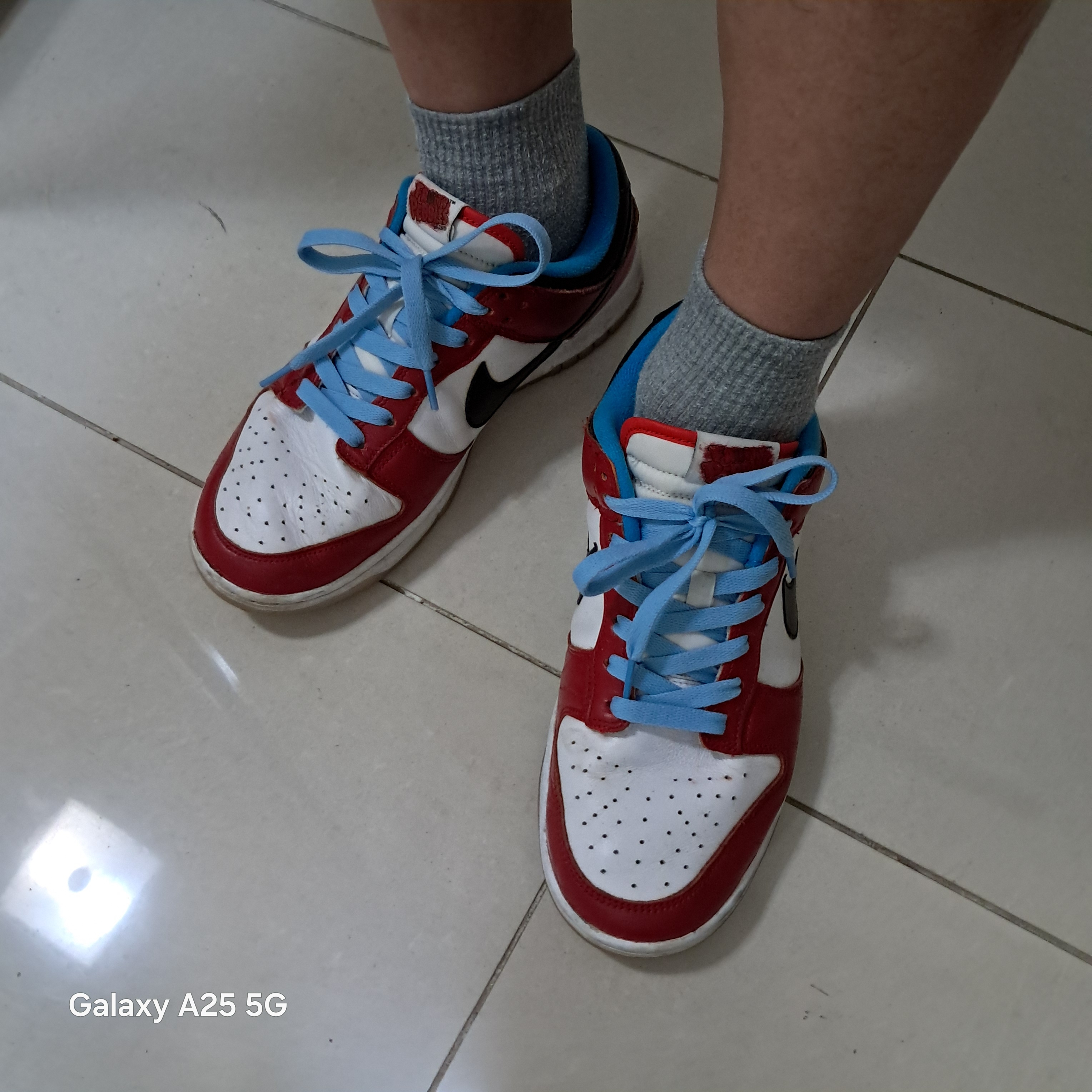 Nike x LeBron James x Fruity Pebbles Dunk Low QS Habanero Red 착용 스타일 - 1