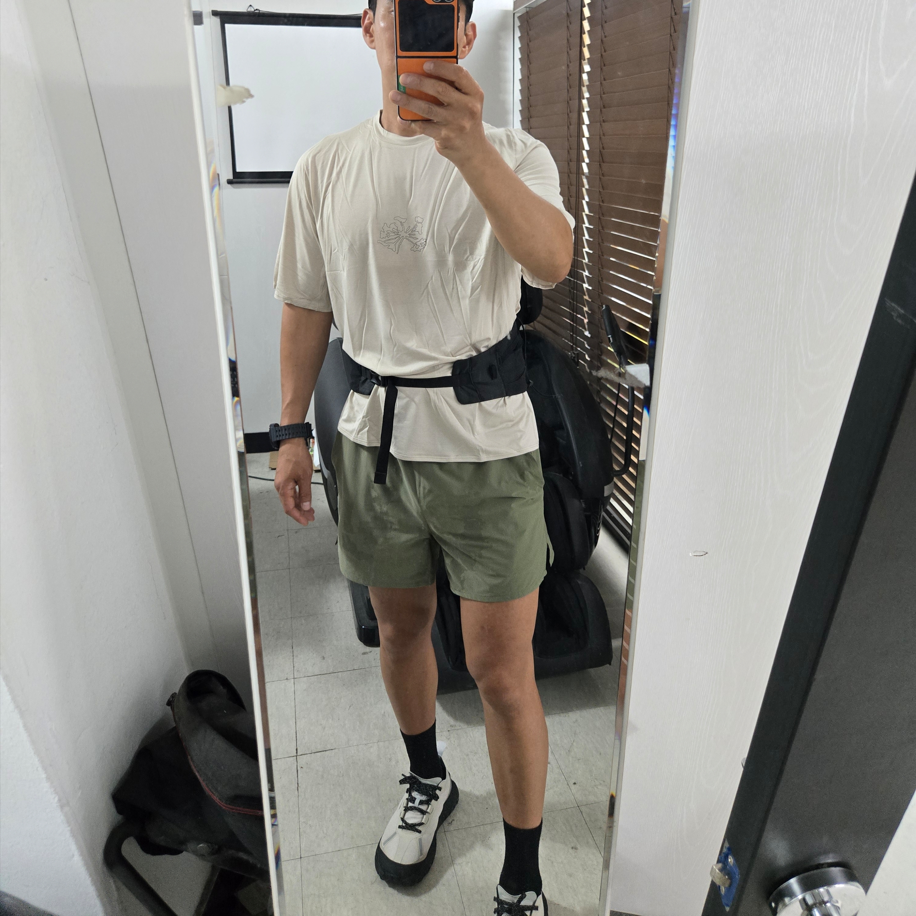 Portal Lateral Peak T-Shirt Peyote, Portal Marka Liner Shorts Burnt Olive 착용 스타일
