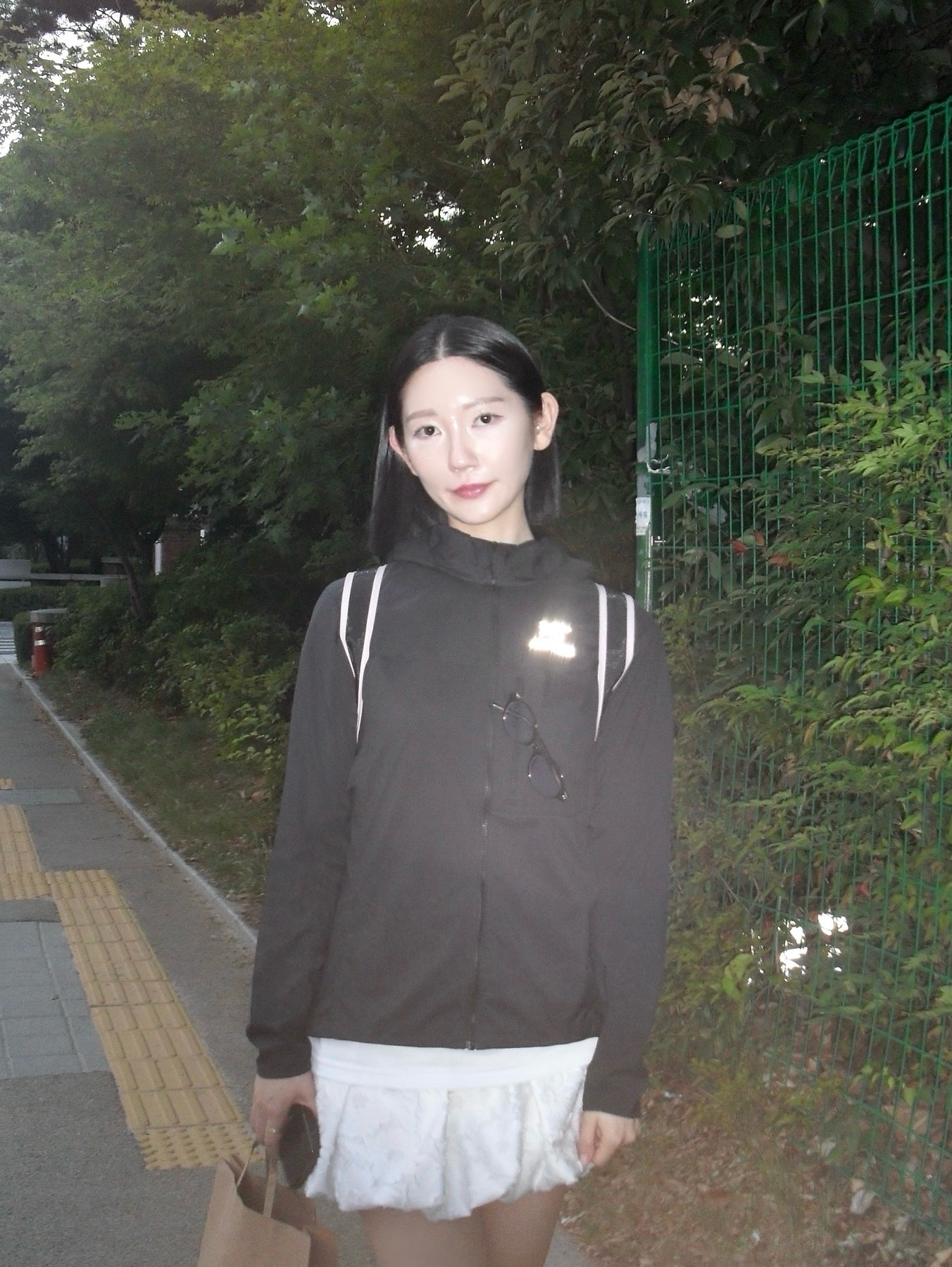 Arc'teryx Squamish Hoody Black 착용 스타일 - 2