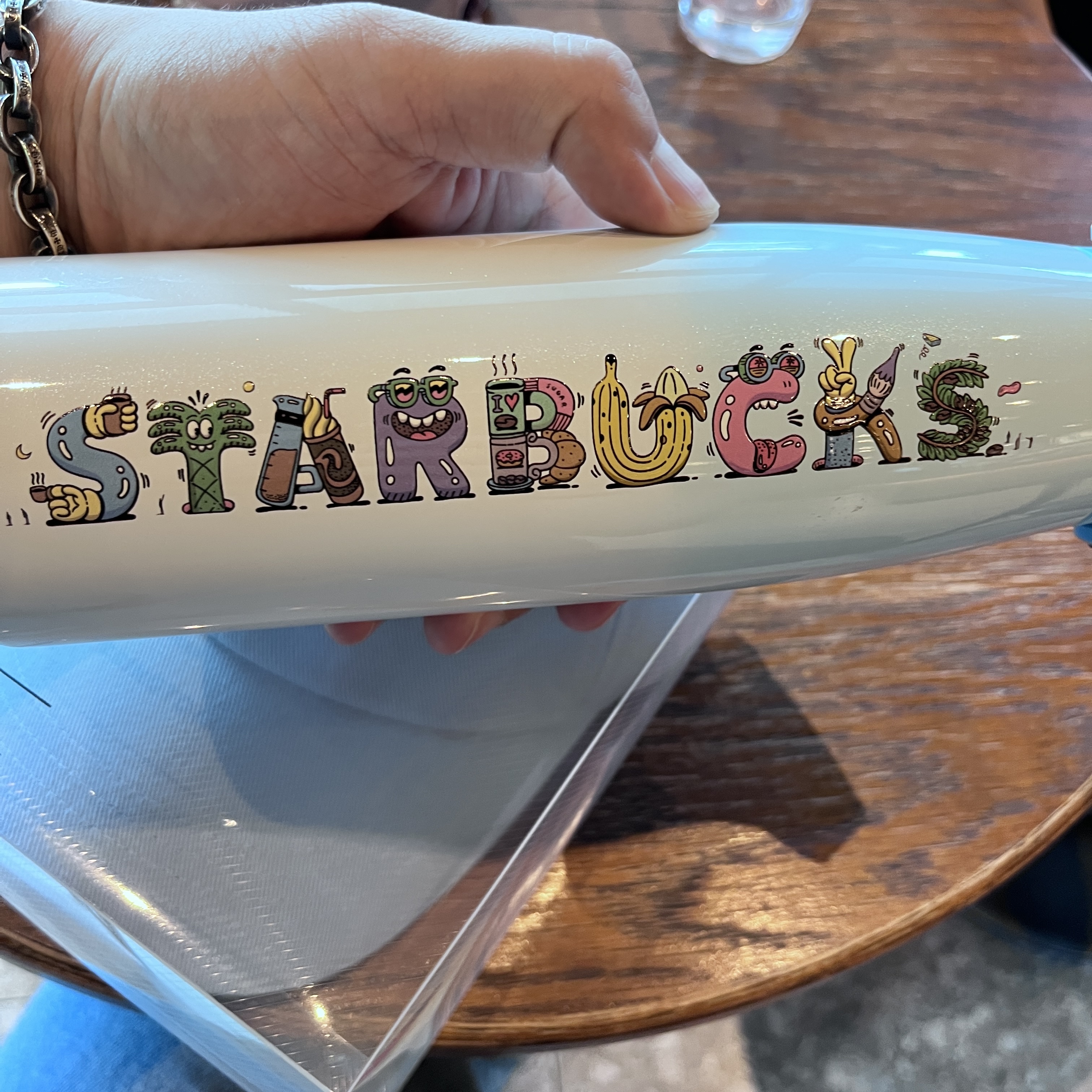 Starbucks SS Steven Harrington Chacha Tumbler 503ml 착용 스타일 - 2