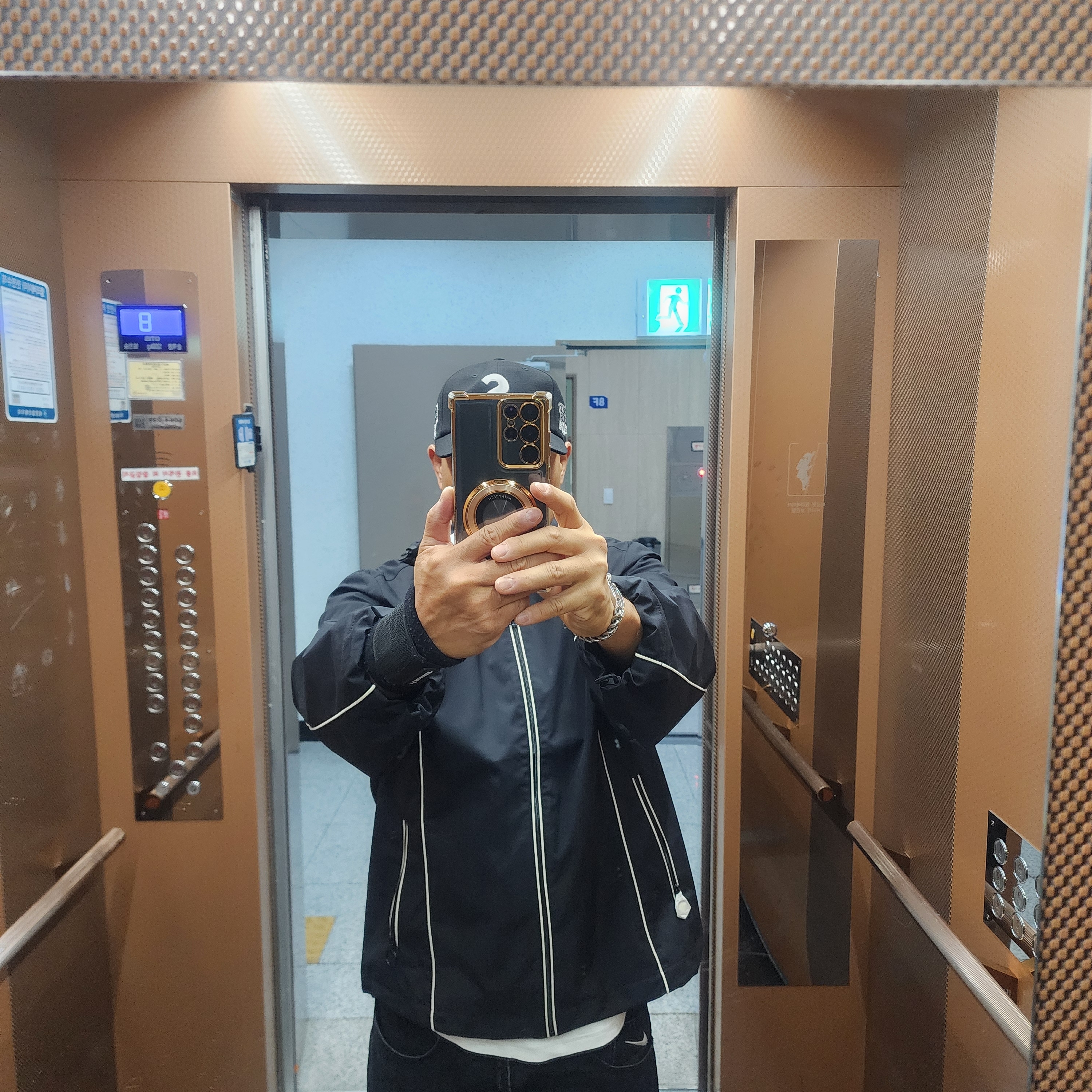Diesel J-Hives Windbreaker with Contrast Piping Black, Supreme x Nike Denim Short Black - 24SS 착용 스타일 - 1