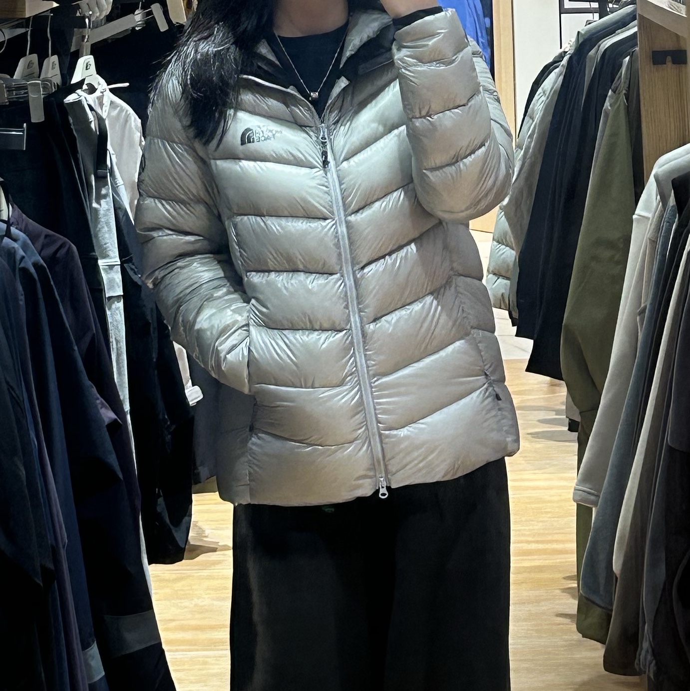 The North Face Summit Mattehorn RDS Down Jacket Light Gray, The North Face Summit Mattehorn RDS Down Jacket Light Gray 착용 스타일