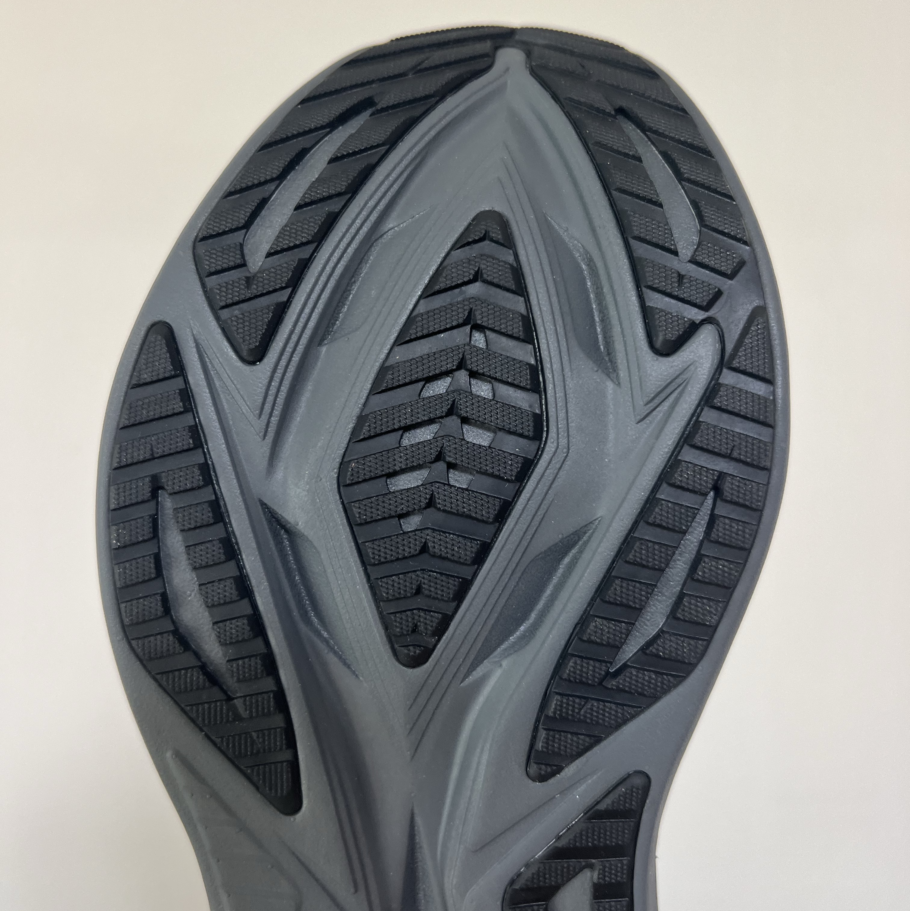 Asics Superblast 2 Black White 착용 스타일 - 5