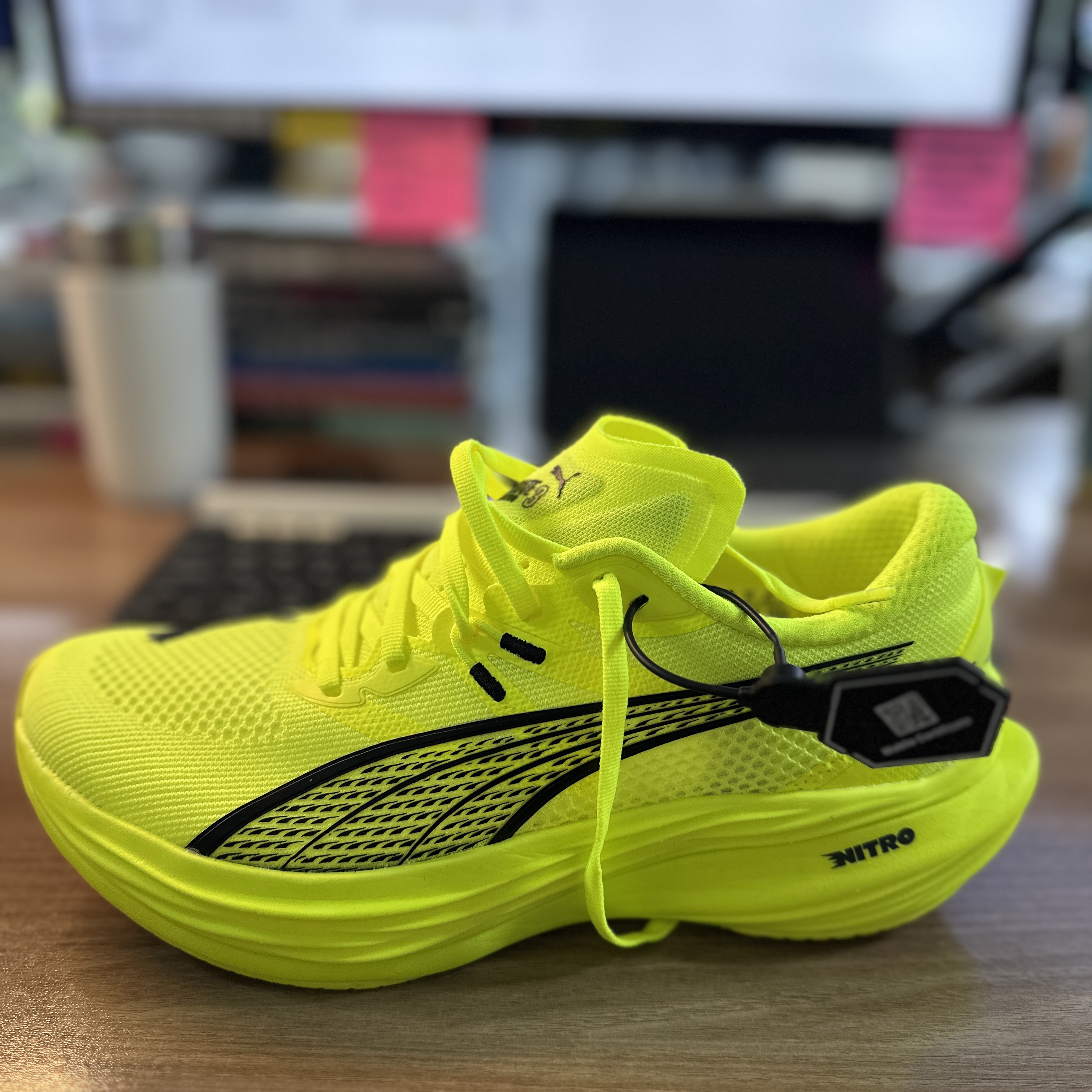 Puma Deviate Nitro 3 Yellow Alert Black 착용 스타일