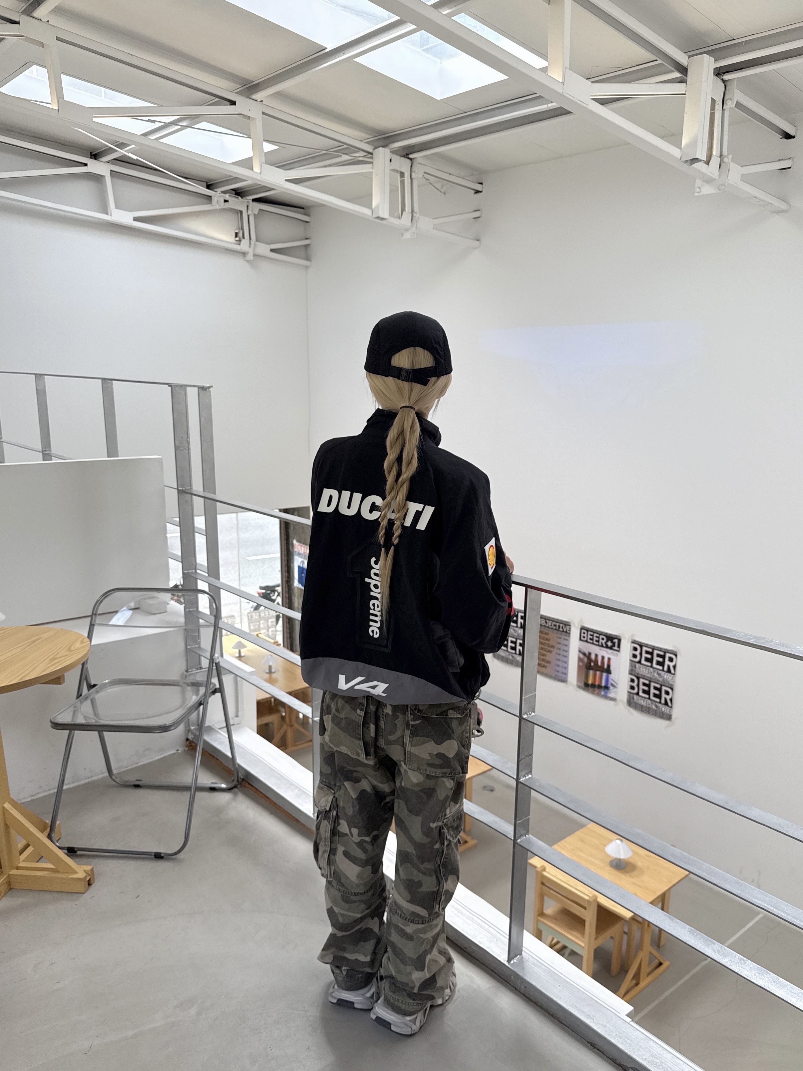 Supreme x Ducati Track Jacket Black - 24SS 착용 스타일