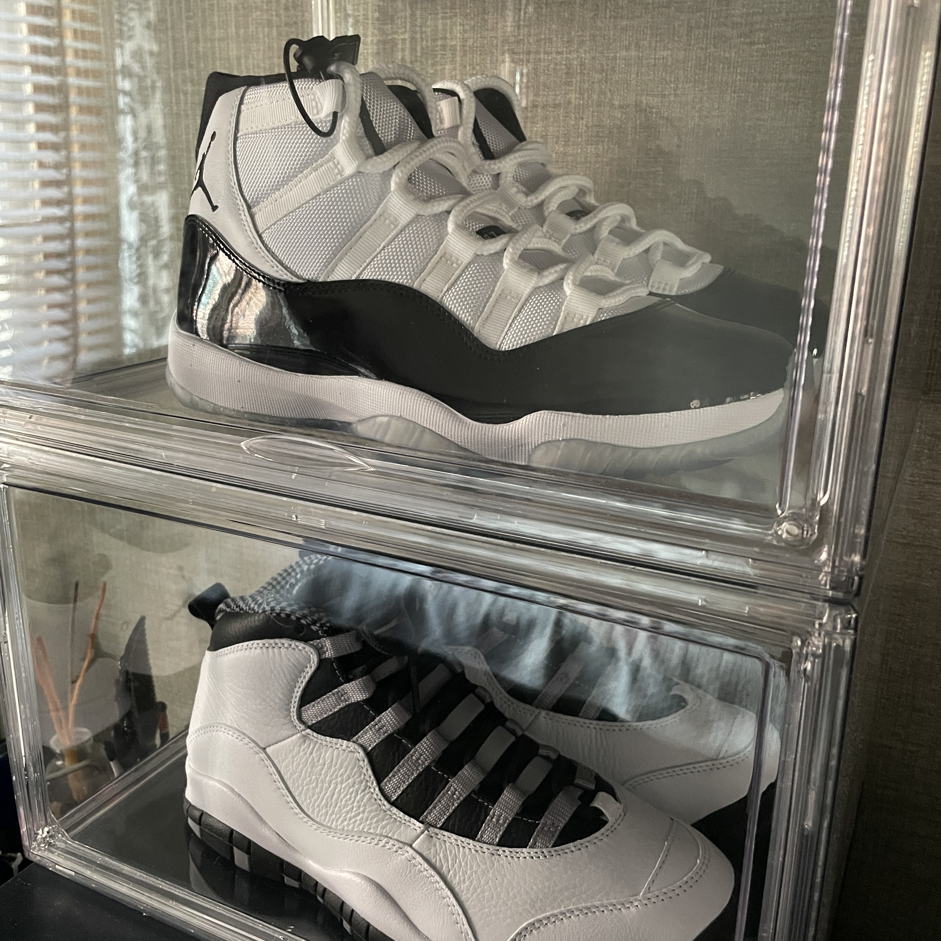 Jordan 10 Retro Light Steel Grey 착용 스타일 - 5