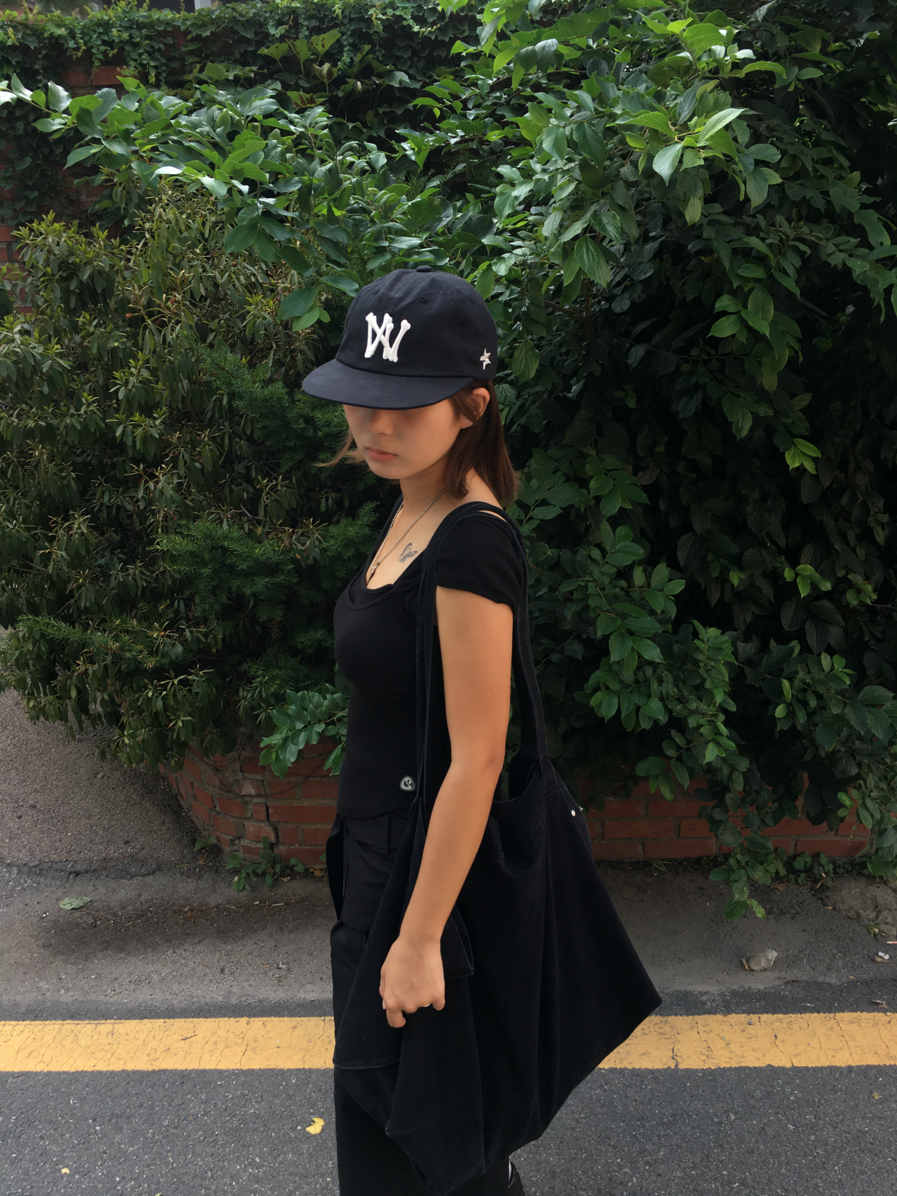 Aoiro 6-Panel Bone A/N Cap Black, Plasticproduct MPa Big Bag Black 착용 스타일