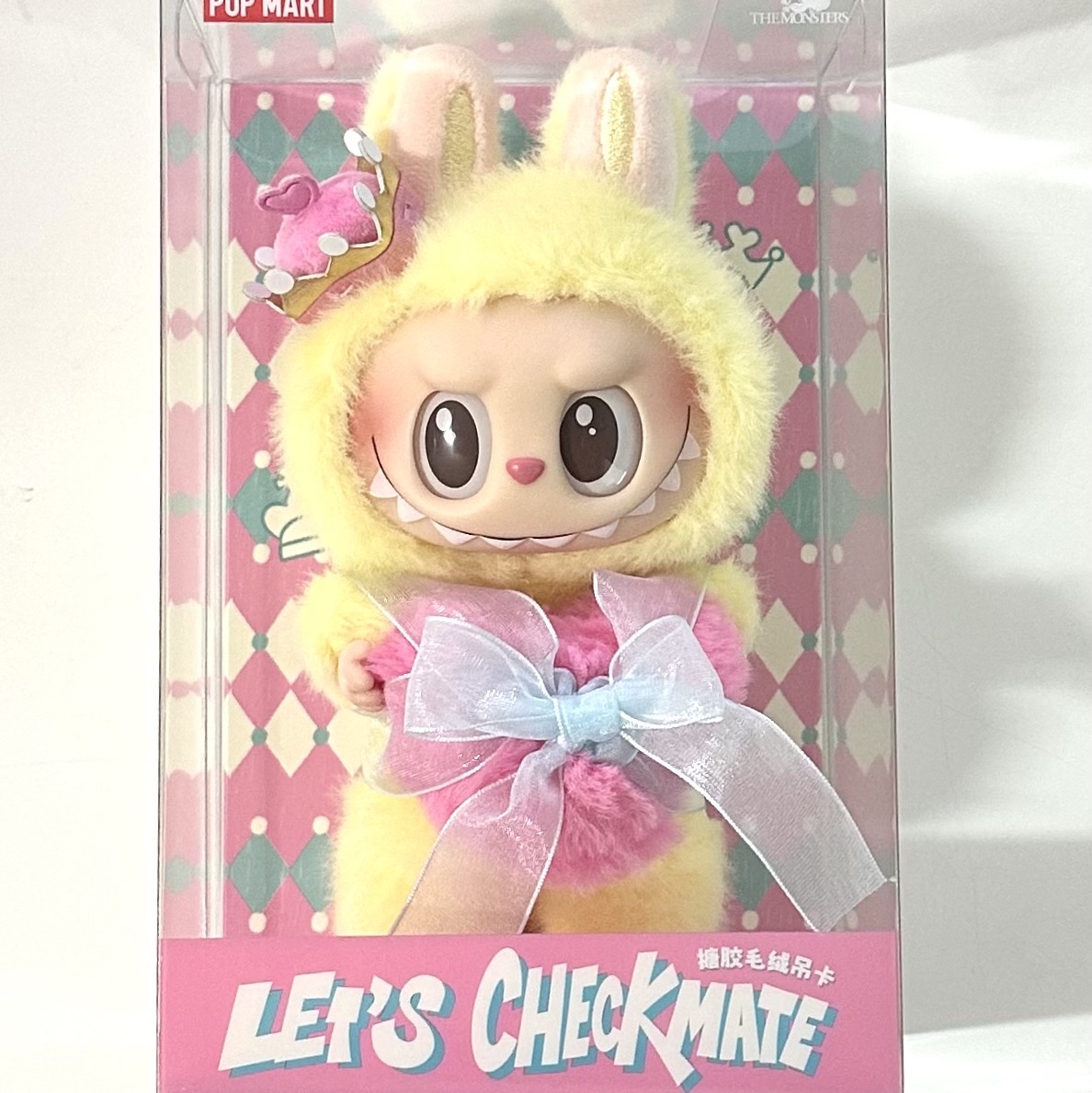 Pop Mart The Monsters Checkmate Series Plush Keyring 착용 스타일