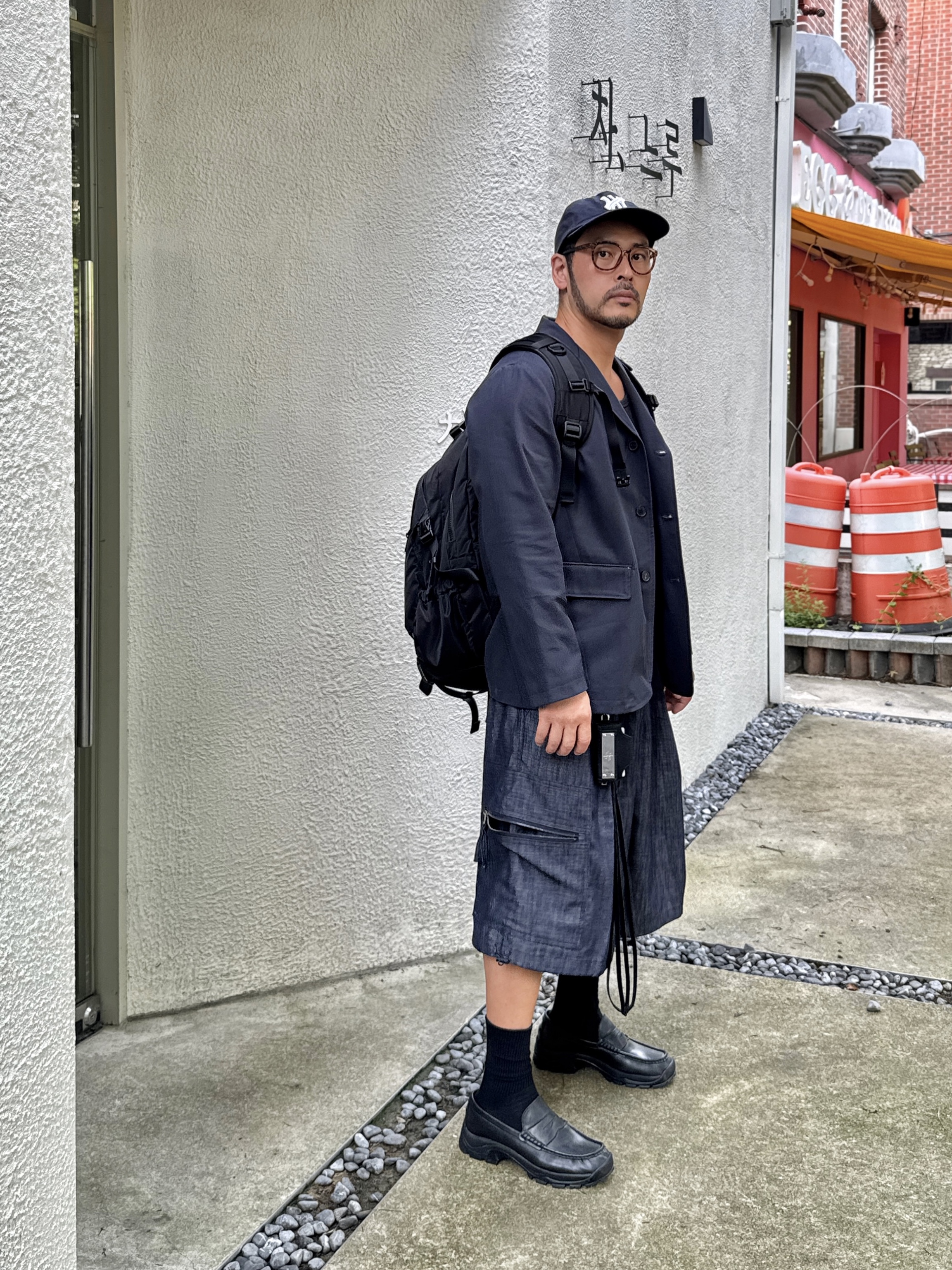 [더블적립]Farfromwhat Far Patch Logo Cap Navy 착용 스타일 - 5