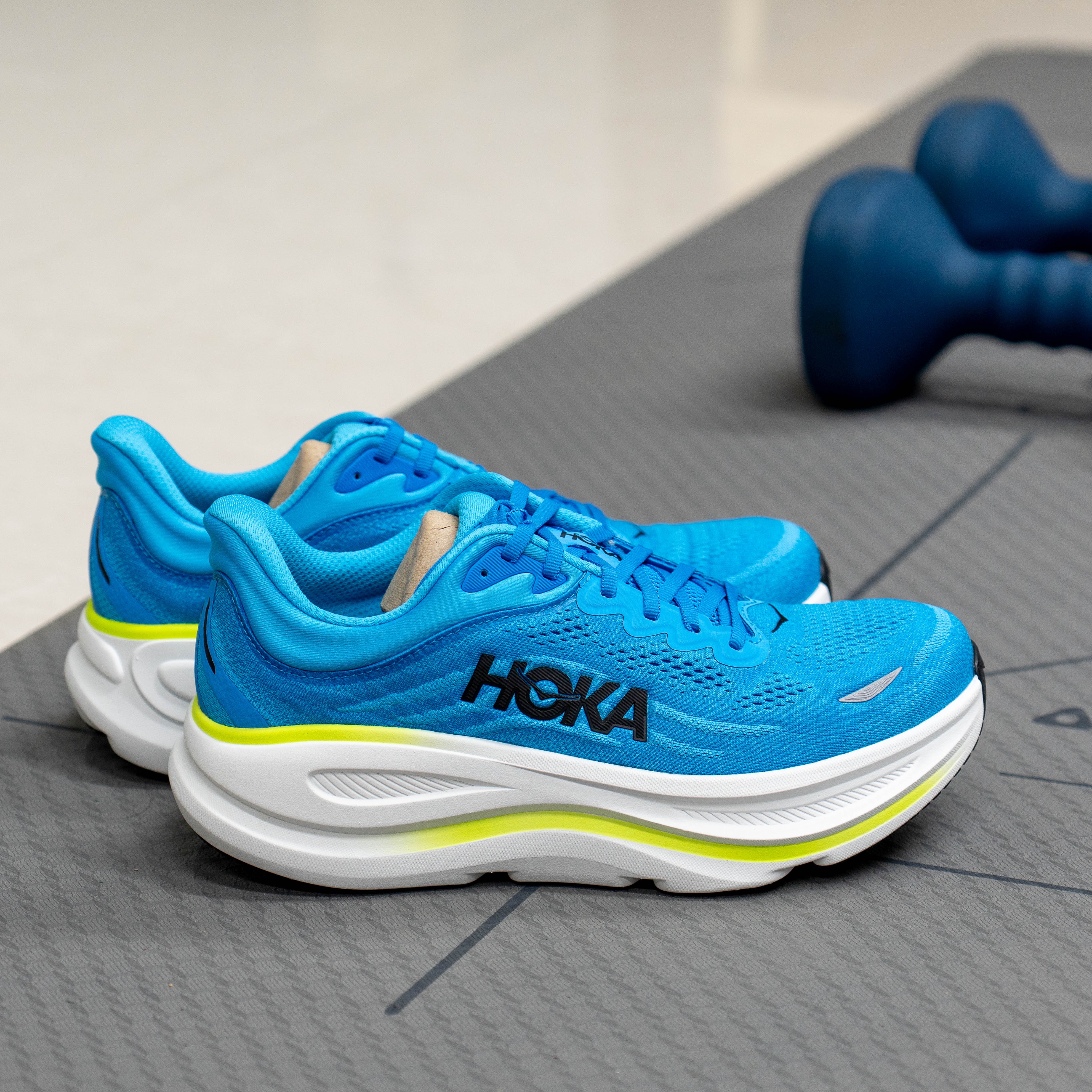 Hoka Bondi 9 Skyward Blue - Wide 착용 스타일