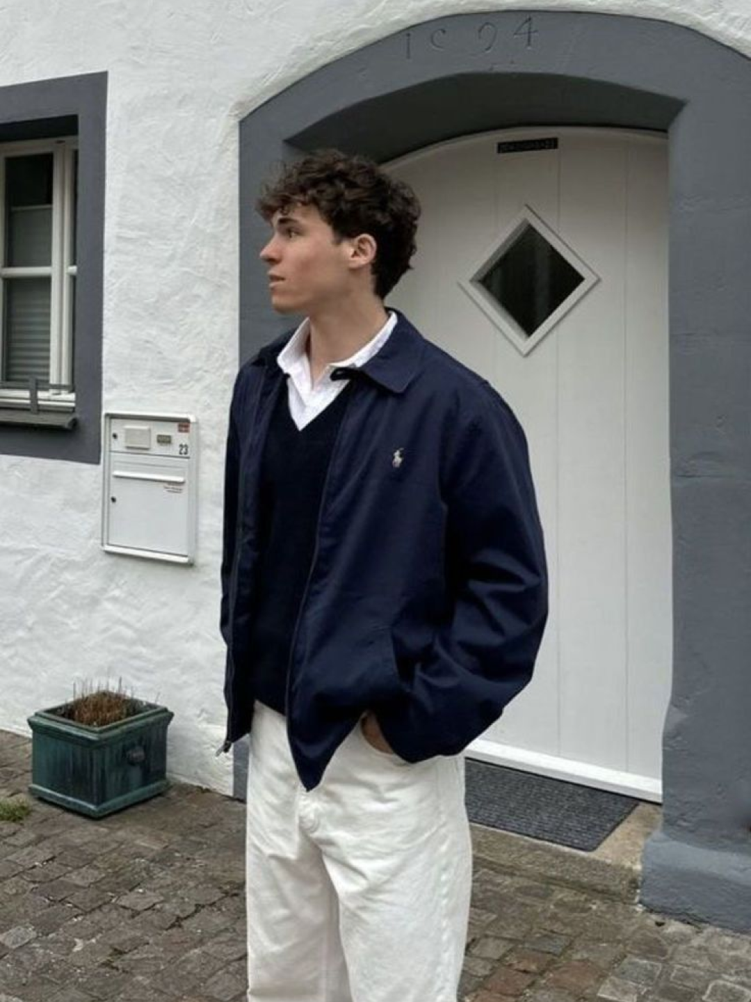 Polo Ralph Lauren Cable Knit Cotton Sweater Natural, [20% 적립] Polo Ralph Lauren Twill Jacket Collection Navy - 25SS 착용 스타일 - 5