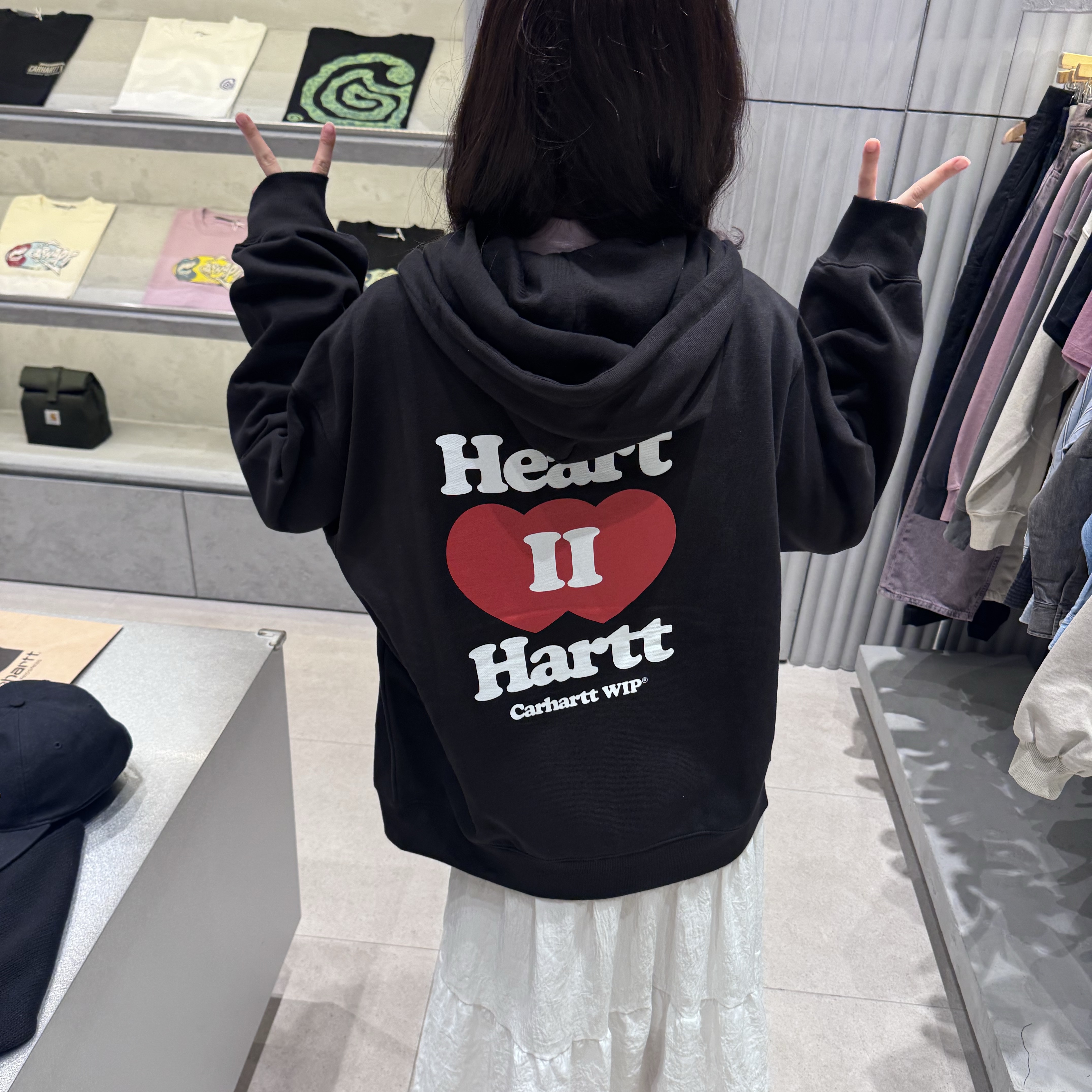 Carhartt WIP Hooded Heart II Hartt Sweat Jacket Black 착용 스타일 - 1