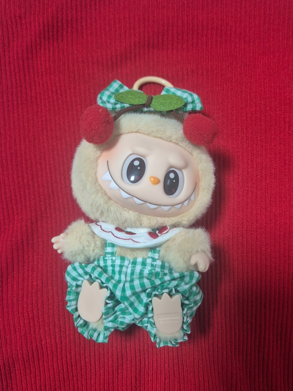 Pop Mart Labubu Let's Play Together Doll Series Baba Keyring (Opened Case), YESEYESEE Windowpane Zip Blouson White 착용 스타일 - 1