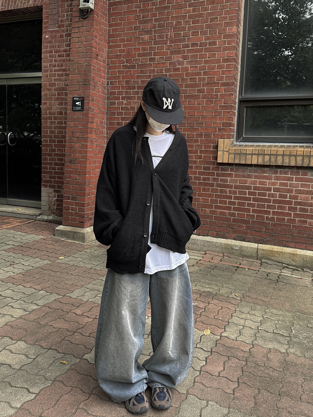 Aoiro 6-Panel Bone A/N Cap Black, New Balance ML610T Dark Mushroom - D Standard 착용 스타일 - 4