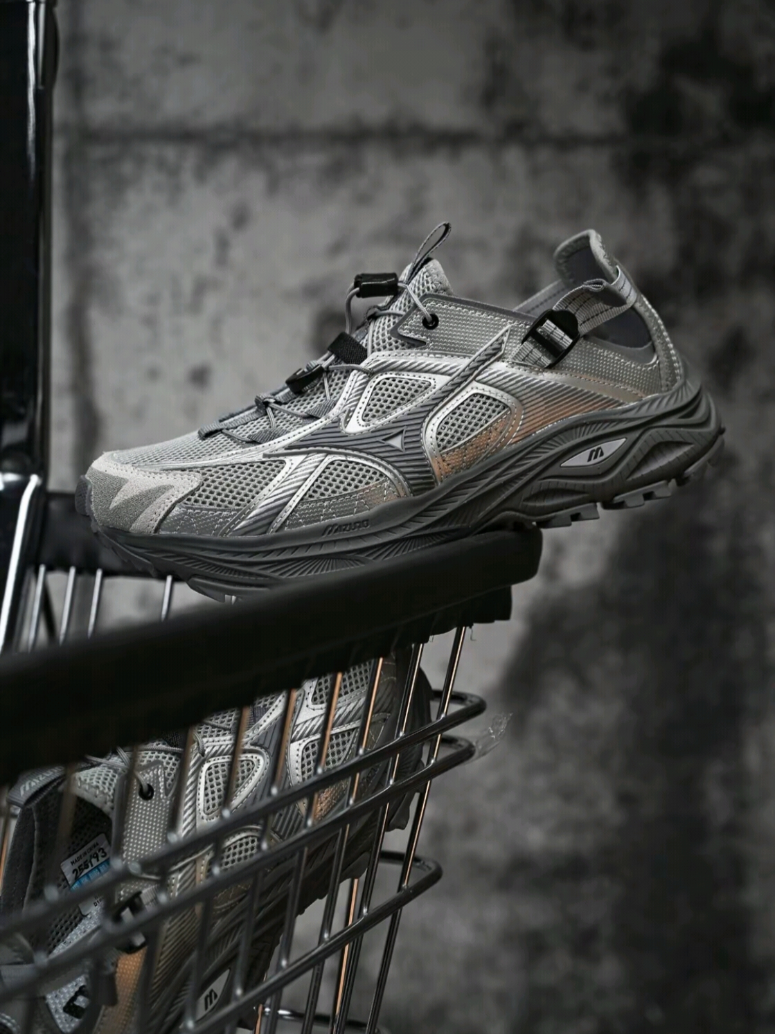Mizuno Racer Trail SE Silver Grey 착용 스타일 - 3