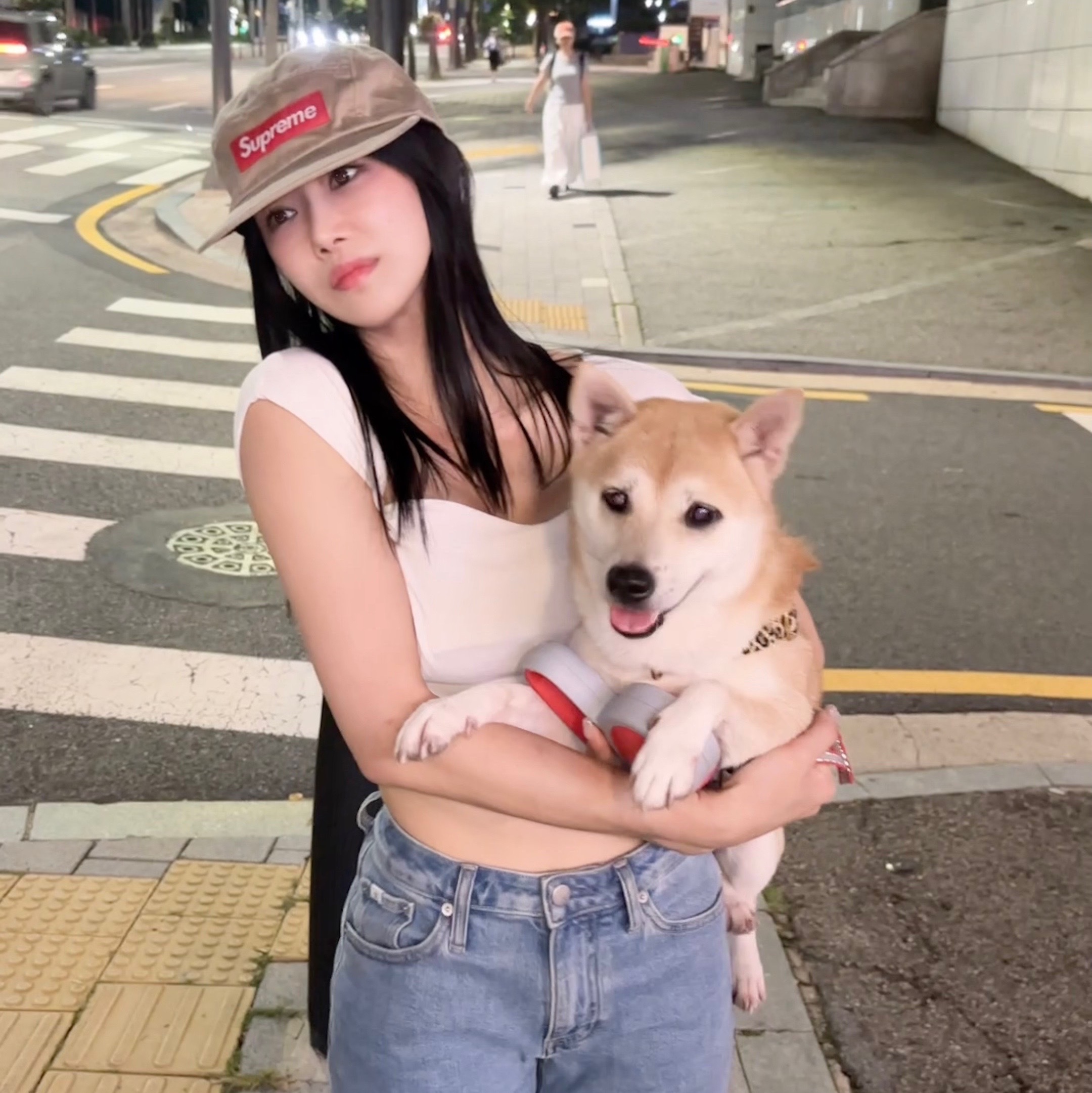 Supreme Washed Chino Twill Camp Cap Tan - 25FW 착용 스타일 - 1