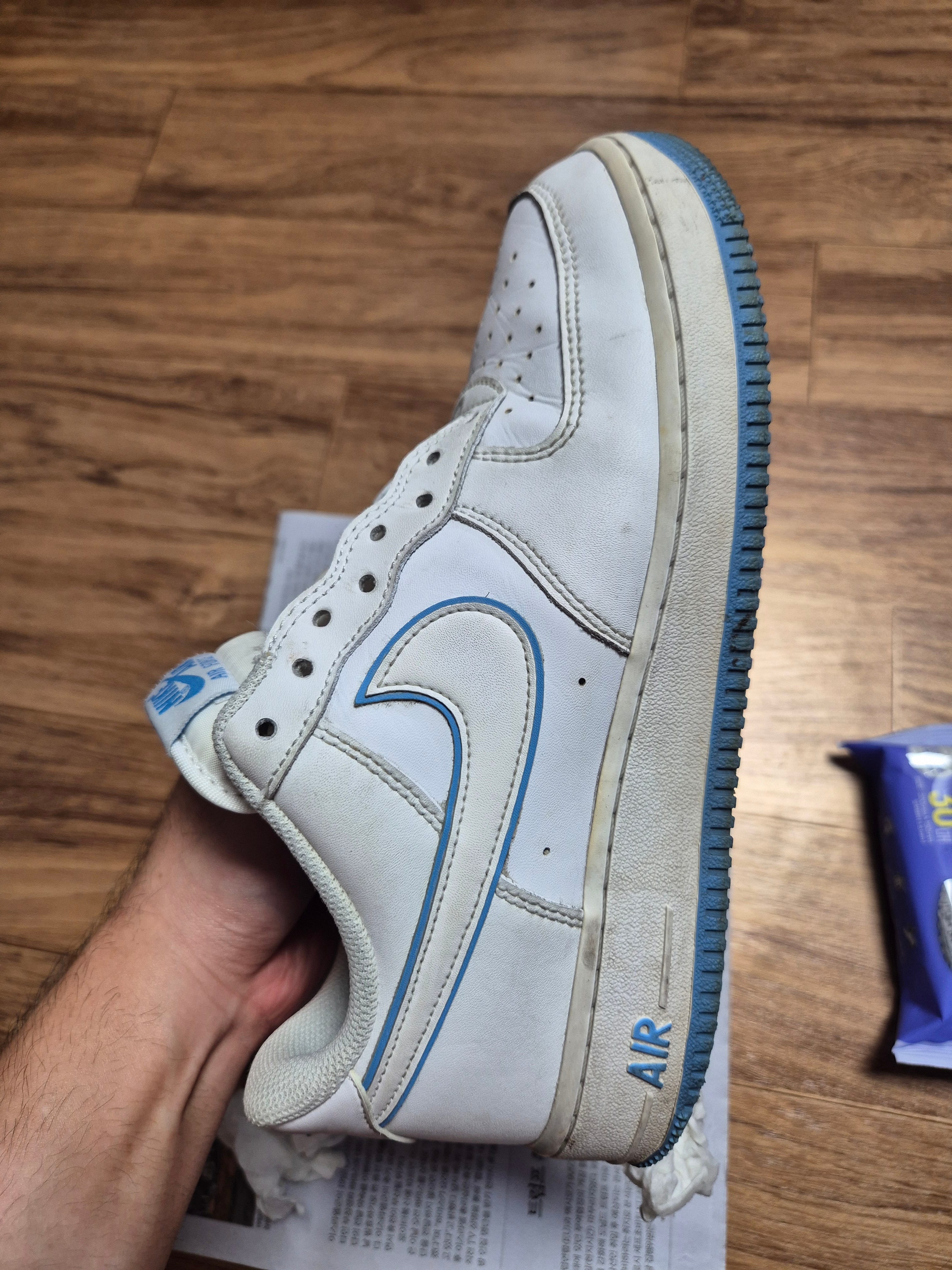 Nike Air Force 1 '07 White University Blue 착용 스타일