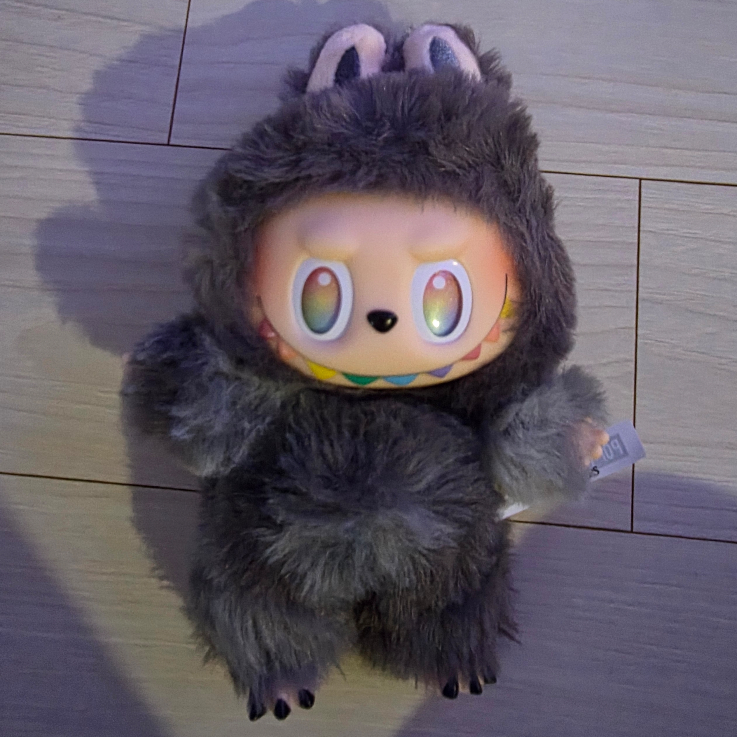 Pop Mart Labubu The Monsters Highlight Series ID Keyring (Opened Case) 착용 스타일