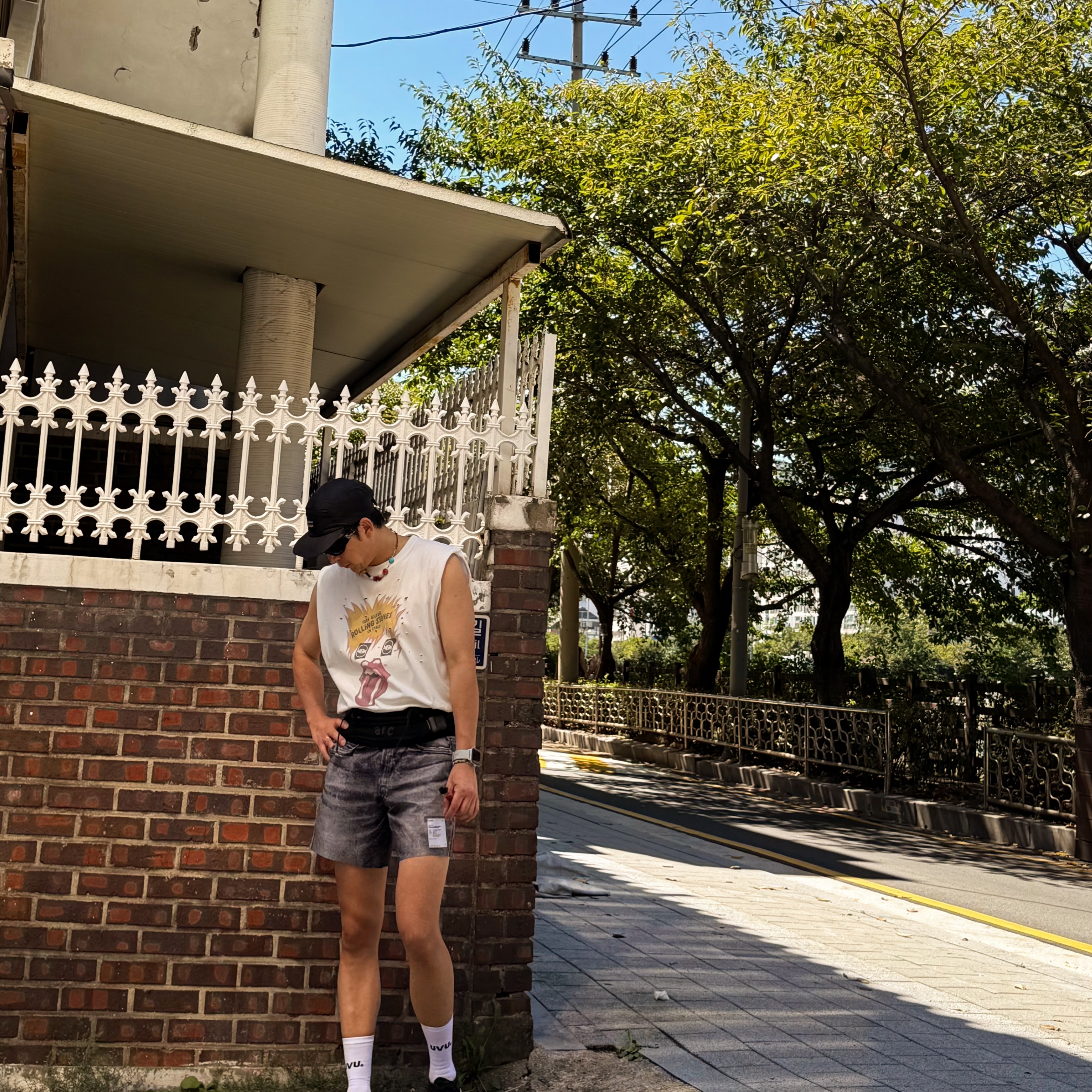 Satisfy Peaceshell 5 Inch Unlined Shorts Black Denim 착용 스타일