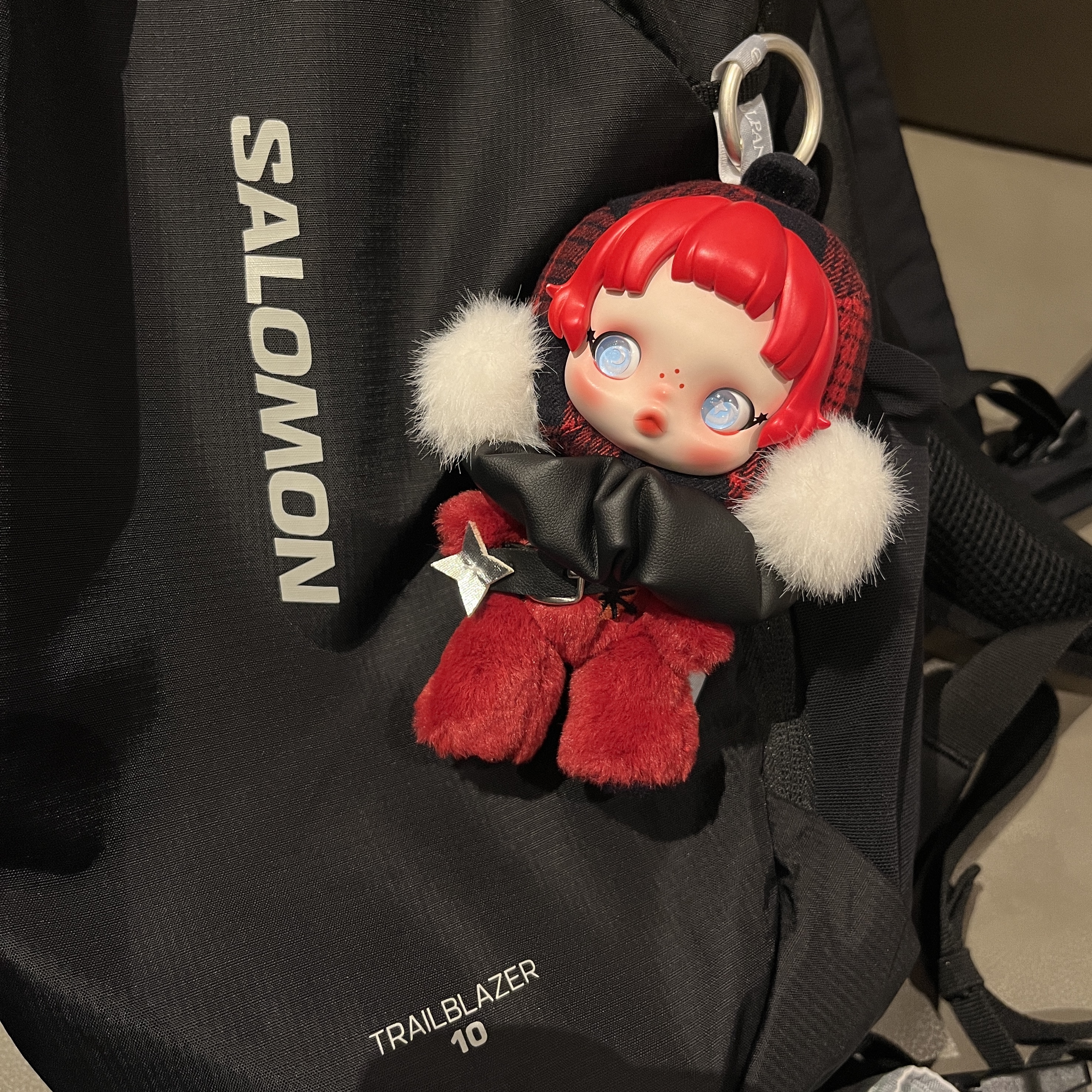 Pop Mart Skullpanda Winter Symphony Series Keyring Sealed Case (1 Blind Box) 착용 스타일 - 1