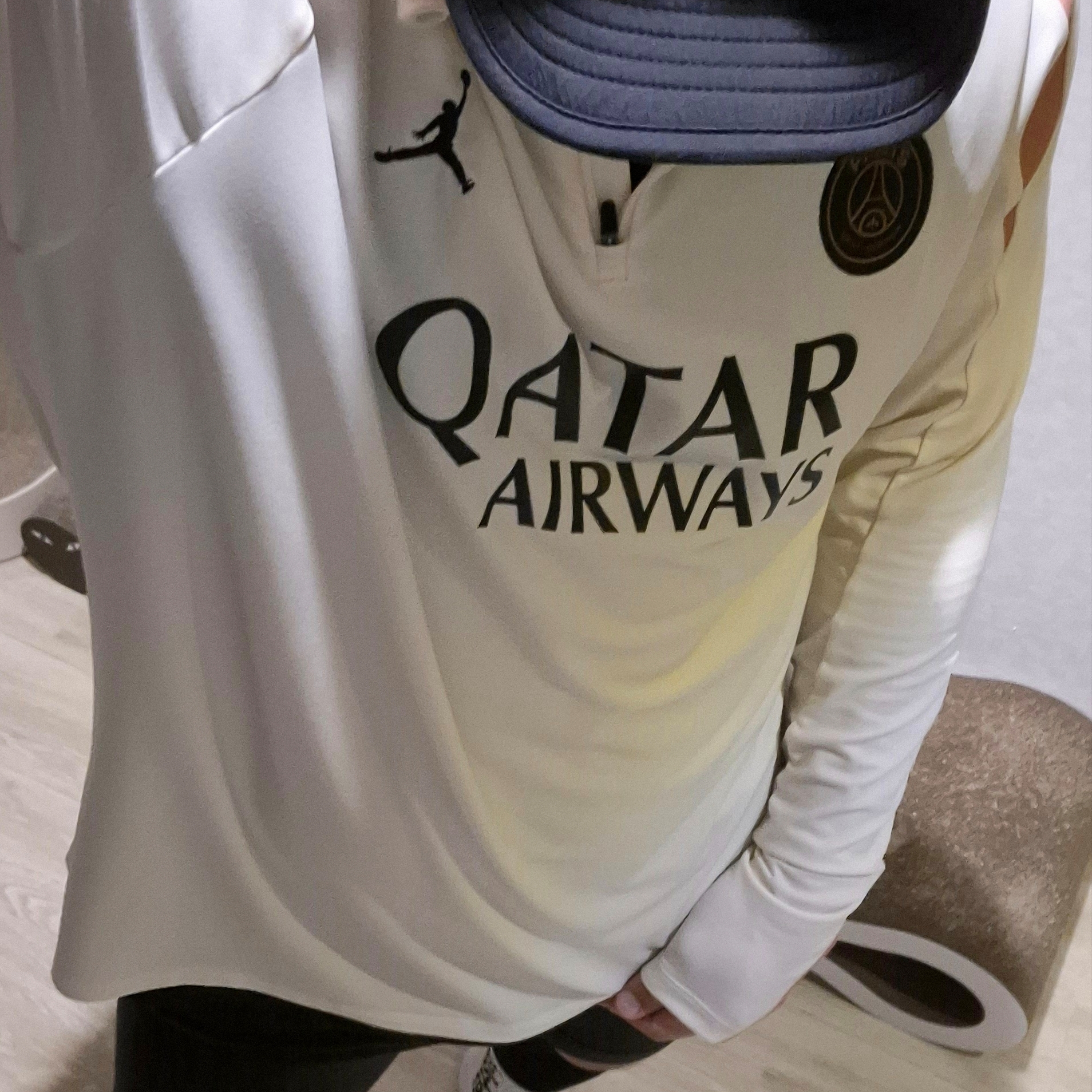 Jordan x Paris Saint-Germain Dri-Fit Strike Third Soccer Drill Top Pale Ivory Rust Pink (Non Marking Ver.) 착용 스타일 - 2