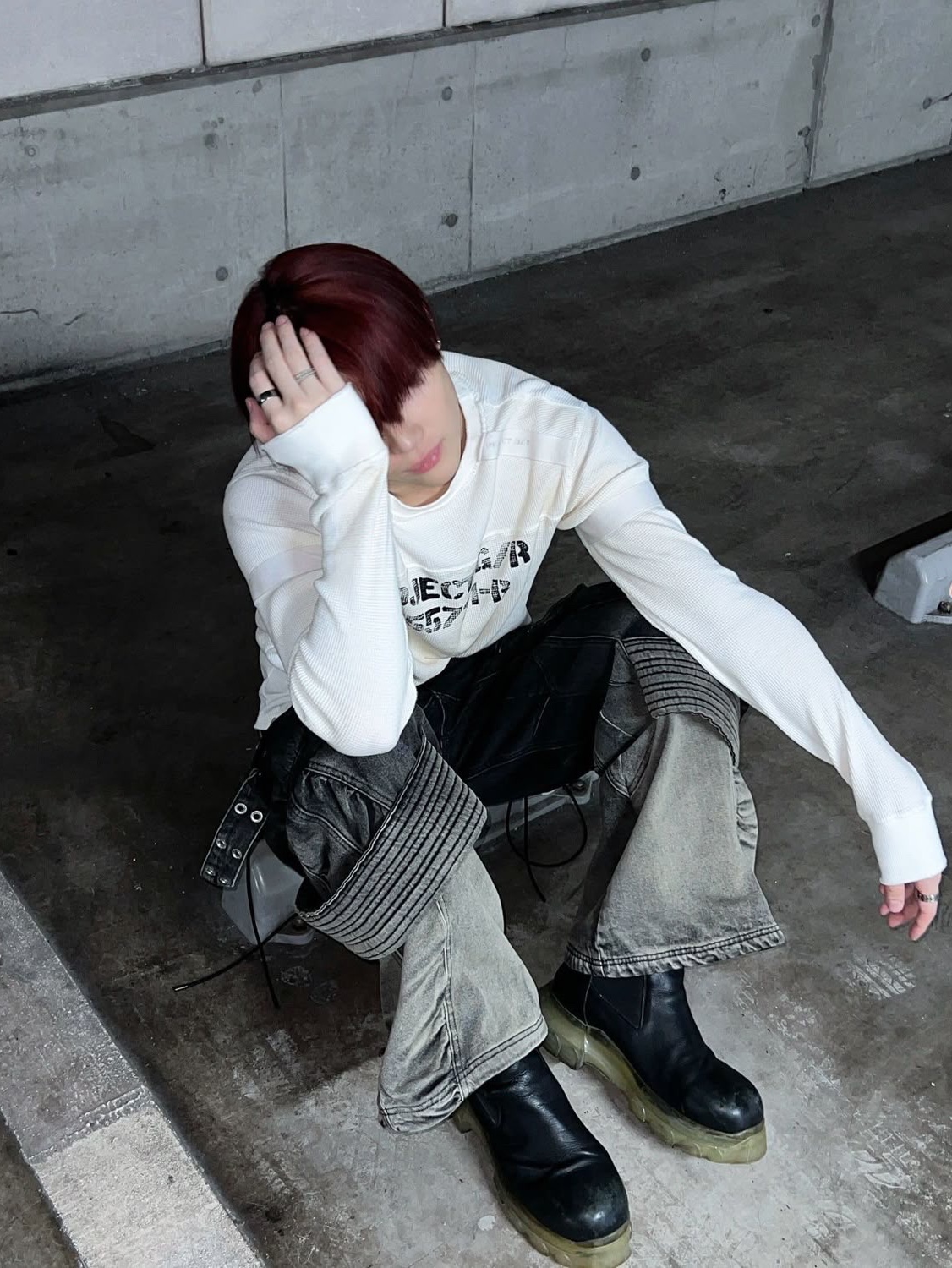 Project G/R Bondage Cross Waffle Thermal Long Sleeve Dirty White 착용 스타일 - 2