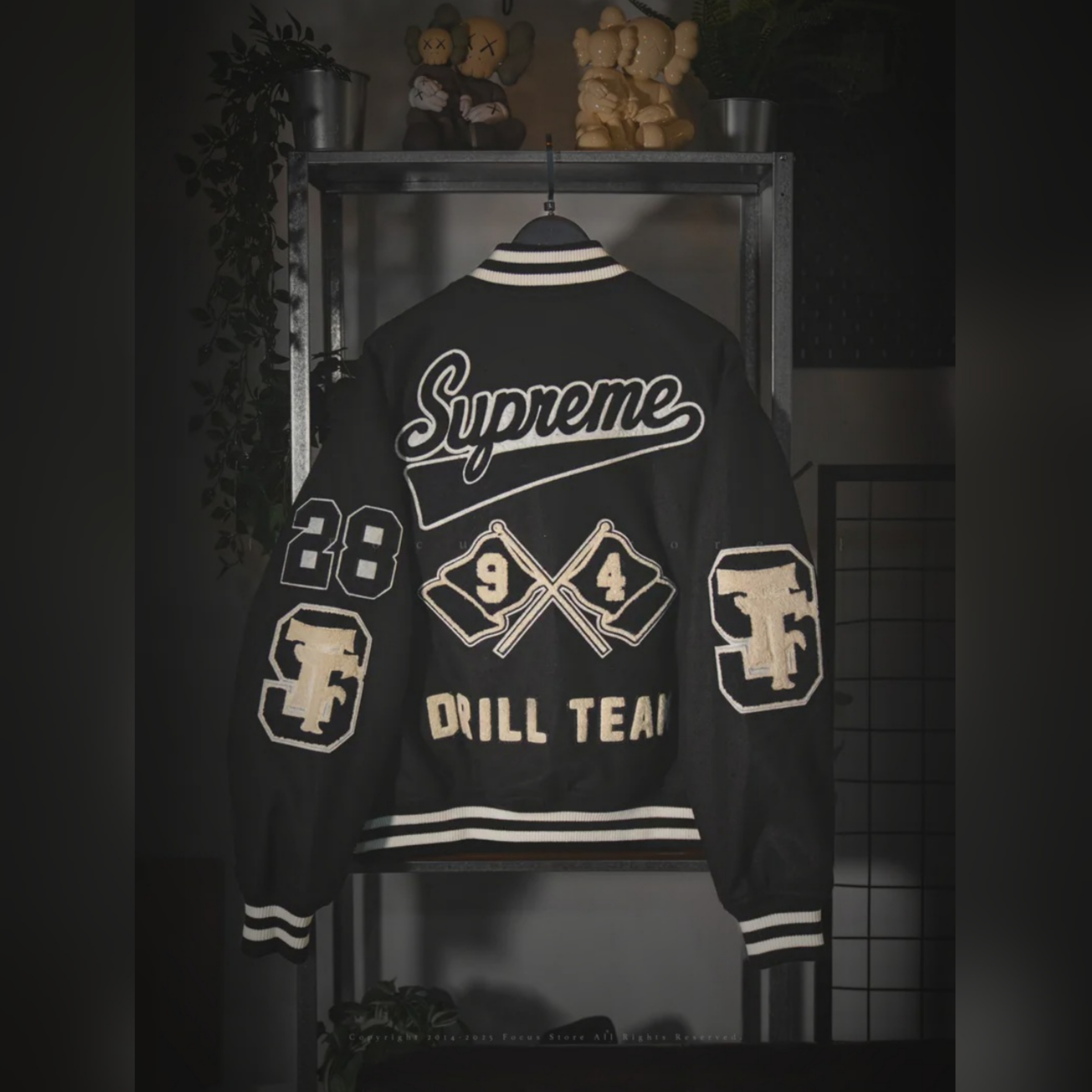 Supreme Drill Team Varsity Jacket Black - 25FW 착용 스타일