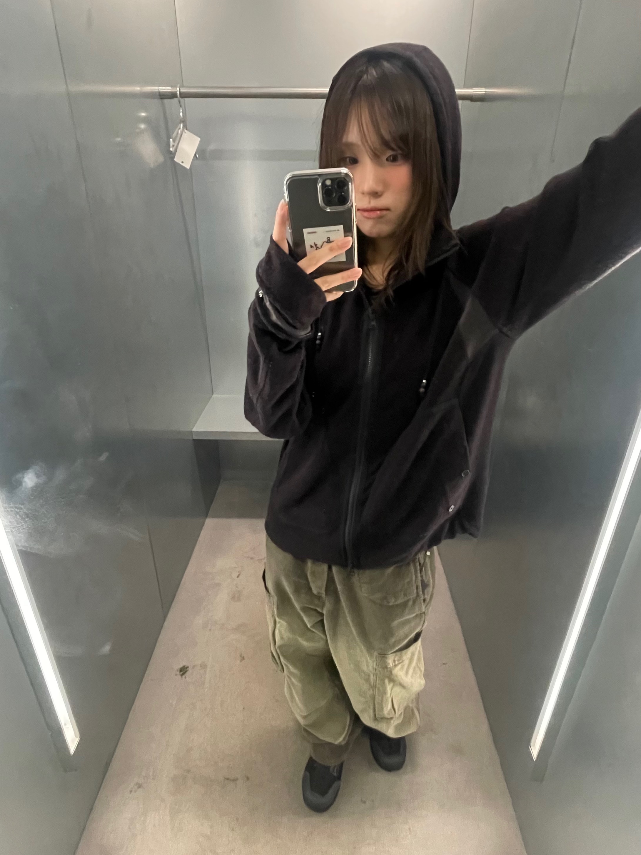 Sansan Gear Kapas Knit Zip-Up Black, Sansan Gear Washed Corduroy Pants Cappucino 착용 스타일