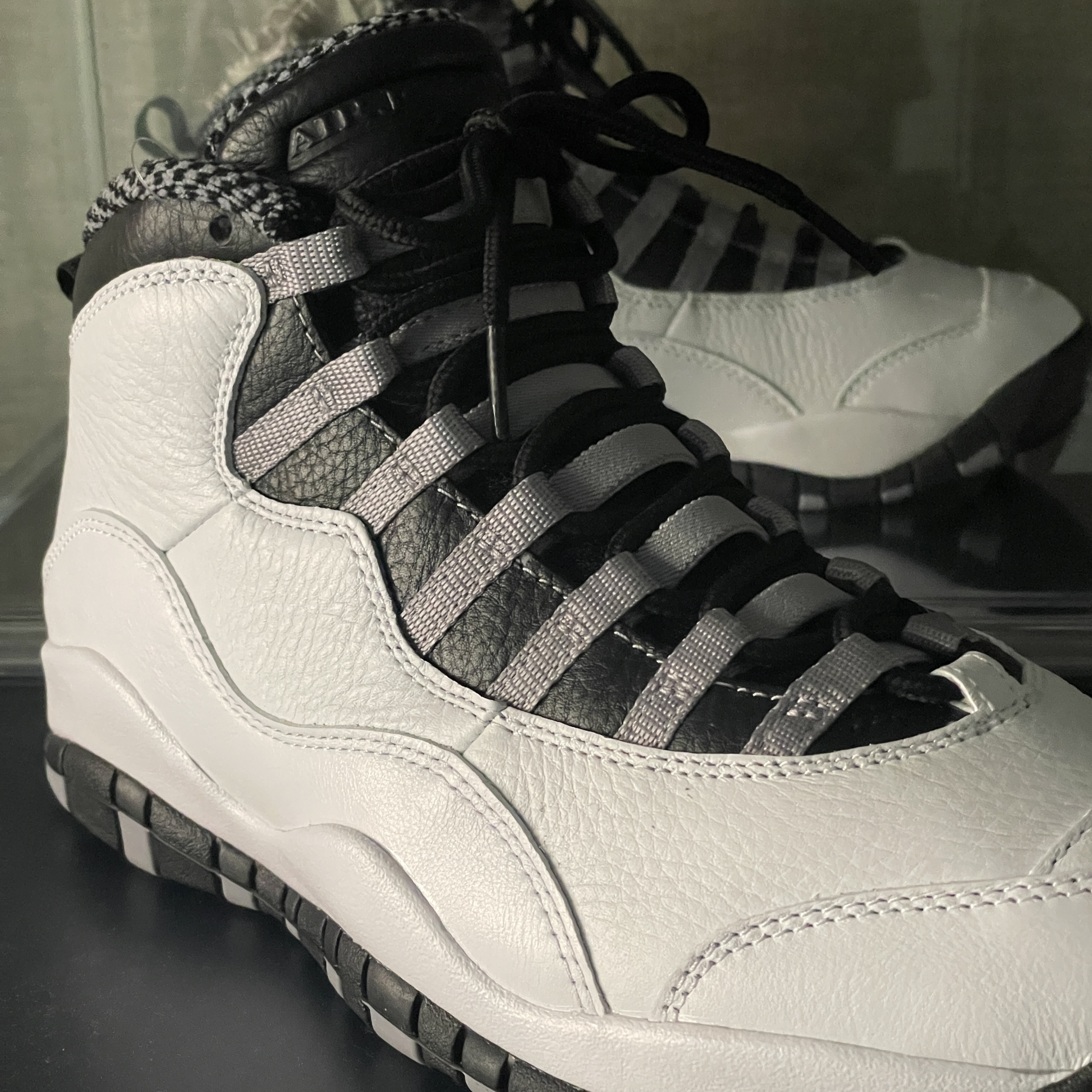 Jordan 10 Retro Light Steel Grey 착용 스타일 - 1