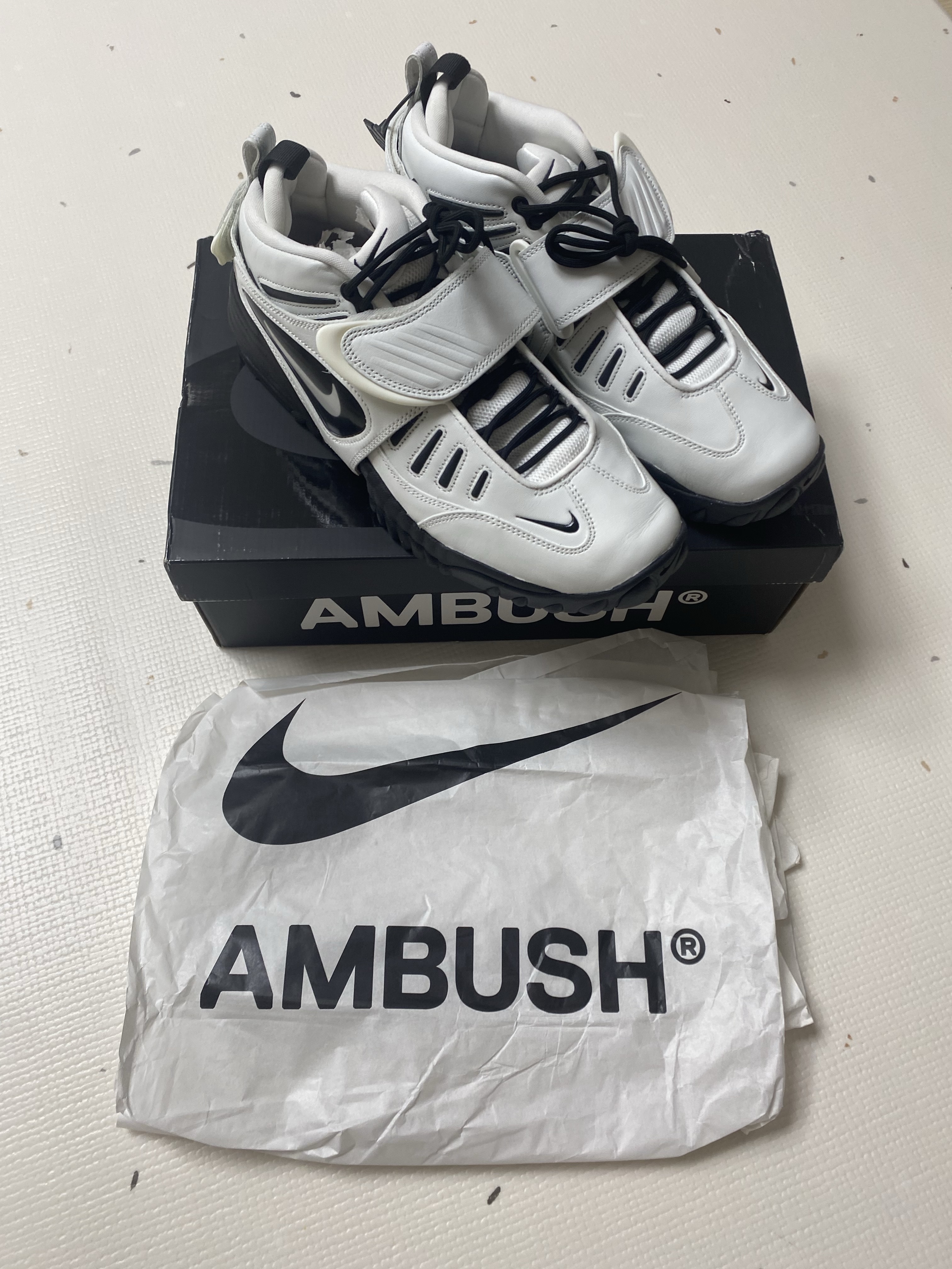 Nike x Ambush Air Adjust Force SP Summit White and Black 착용 스타일