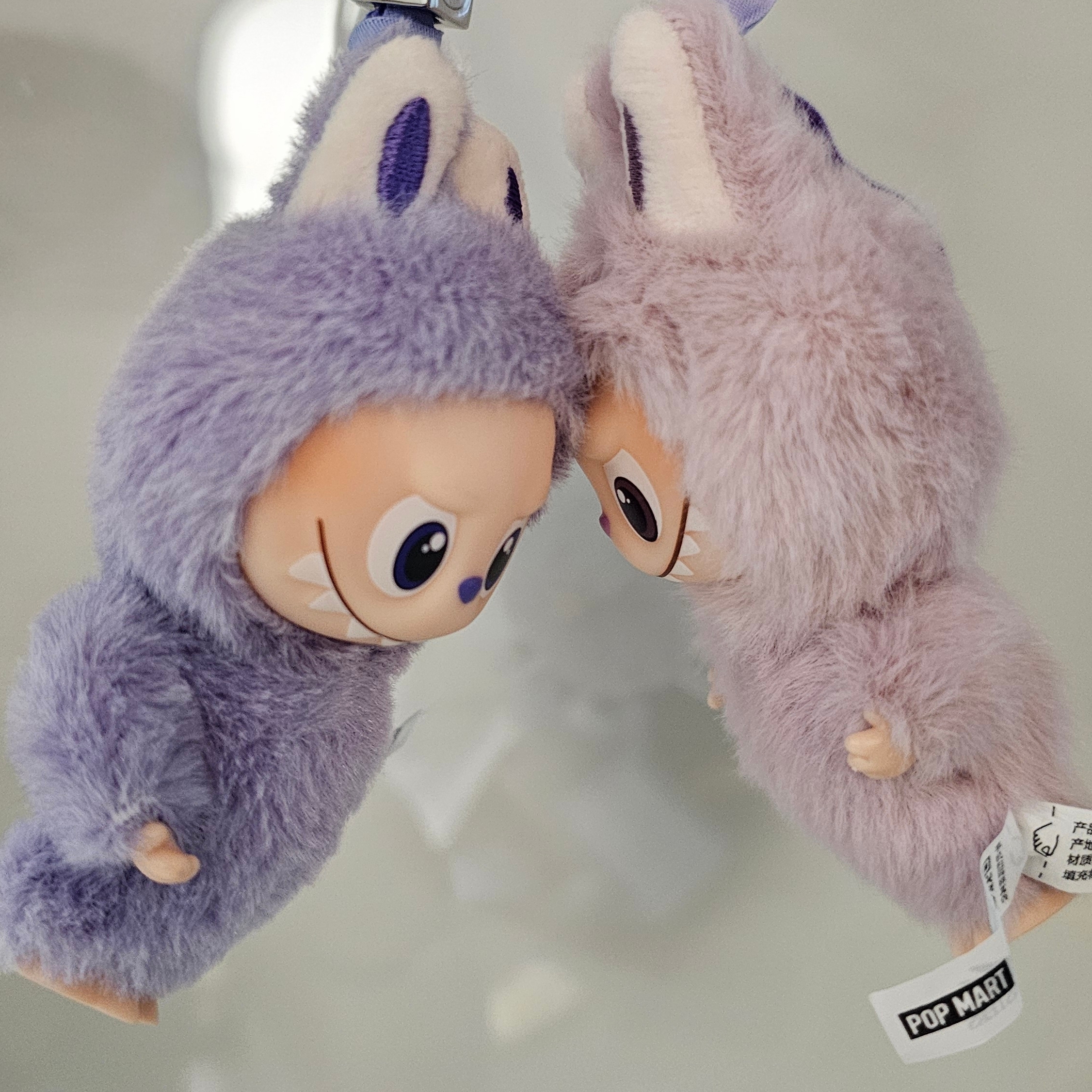 Pop Mart Labubu The Monsters Pin For Love Series Vinyl Plush Pendant (A-M) M (Opened Case), Pop Mart Labubu The Monsters Pin For Love Series Vinyl Plush Pendant (A-M) ? (Opened Case) 착용 스타일 - 2