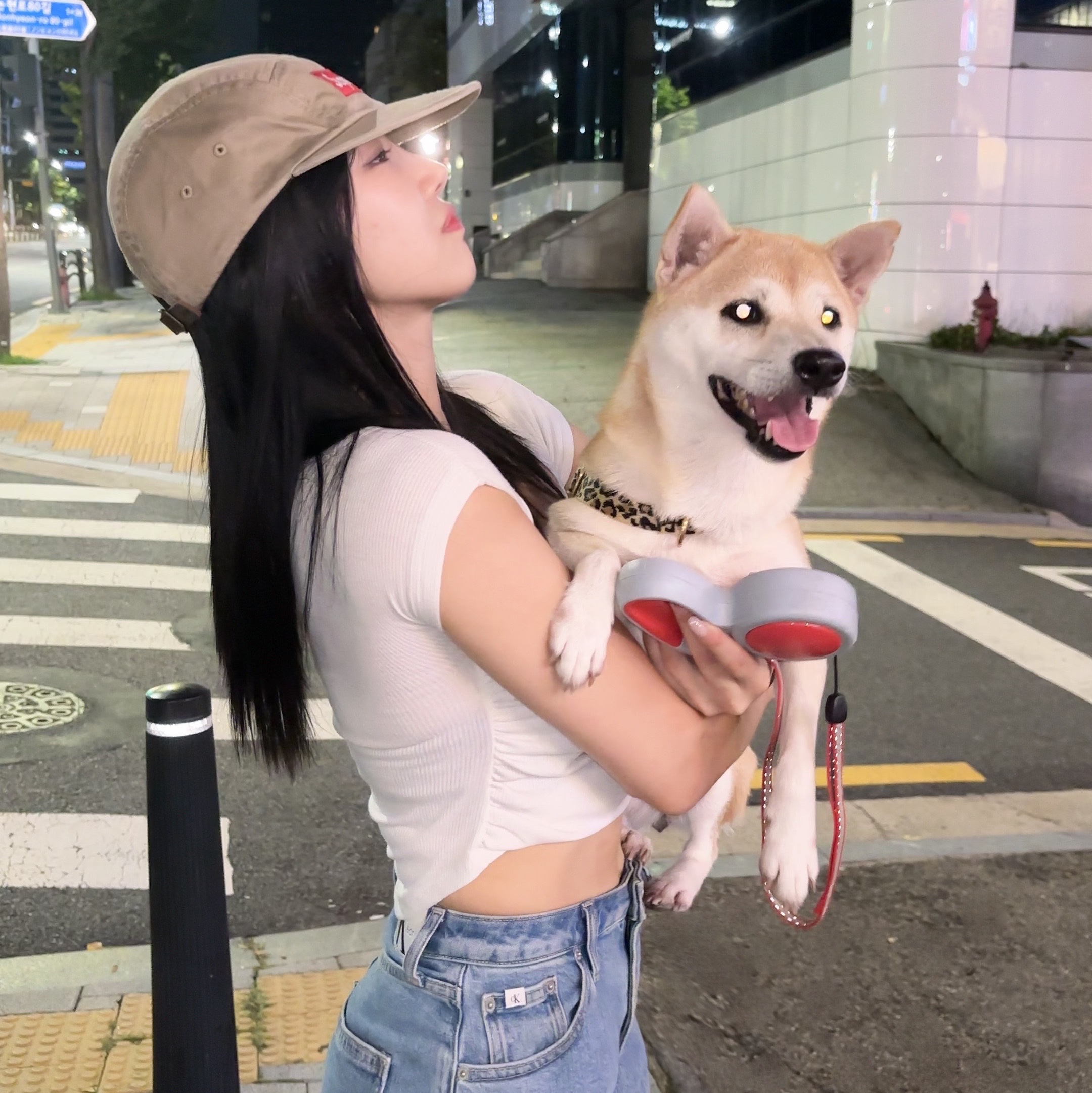 Supreme Washed Chino Twill Camp Cap Tan - 25FW 착용 스타일 - 3