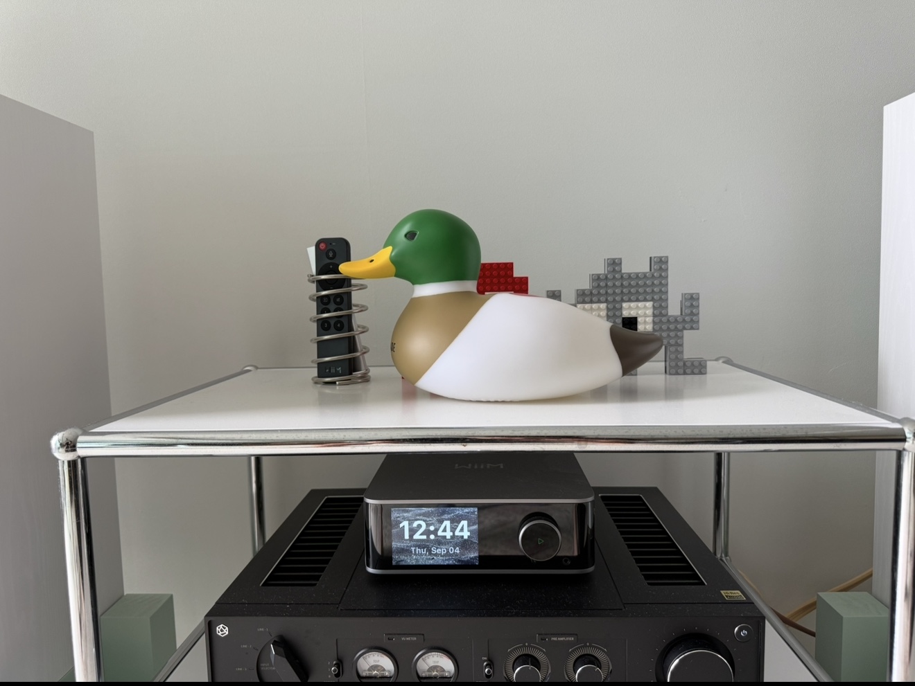 Human Made Rubber Duck Lamp Green 착용 스타일 - 1