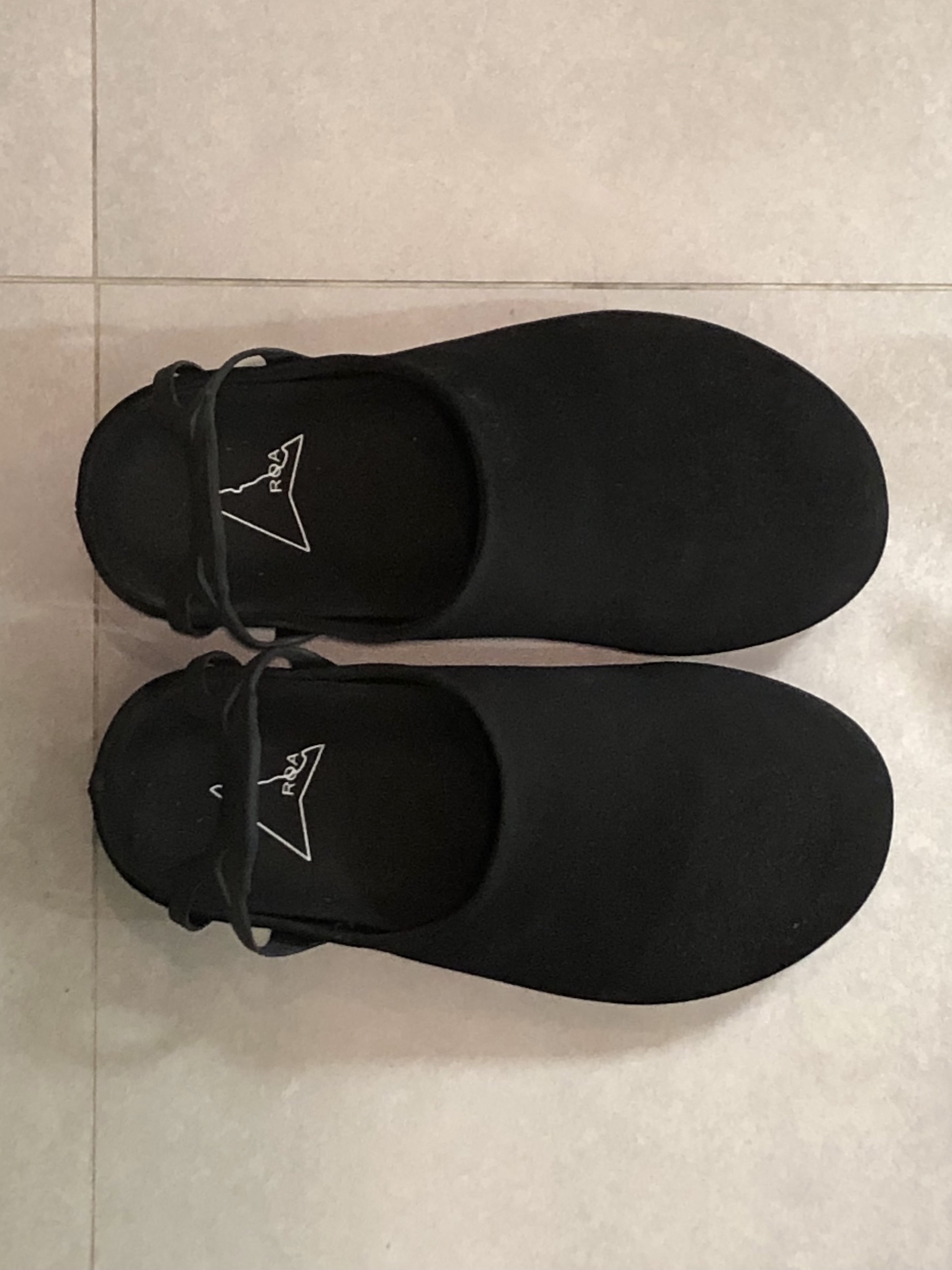 Roa Hiking Fedaia Black 착용 스타일