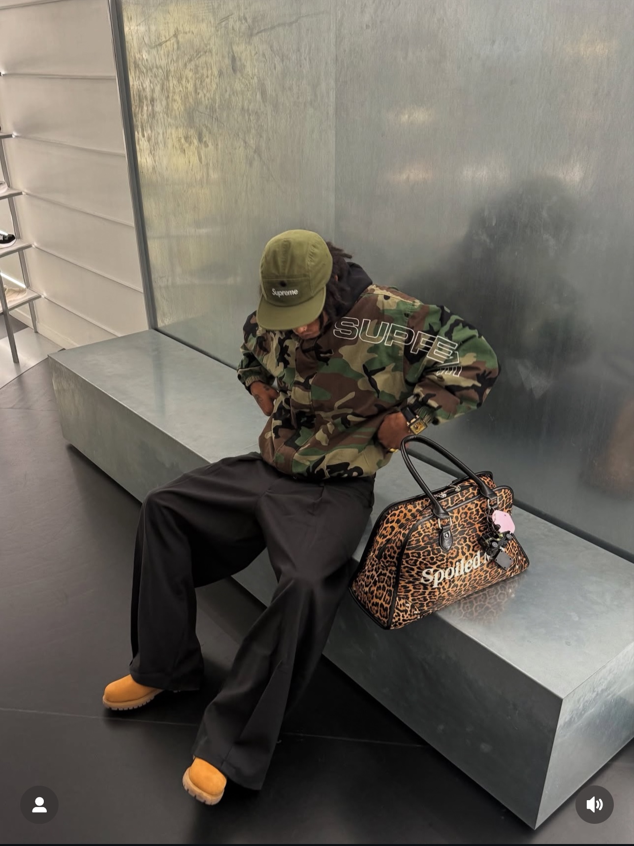 Supreme Spellout Embroidered Ripstop Track Jacket Woodland Camo - 25FW 착용 스타일 - 2