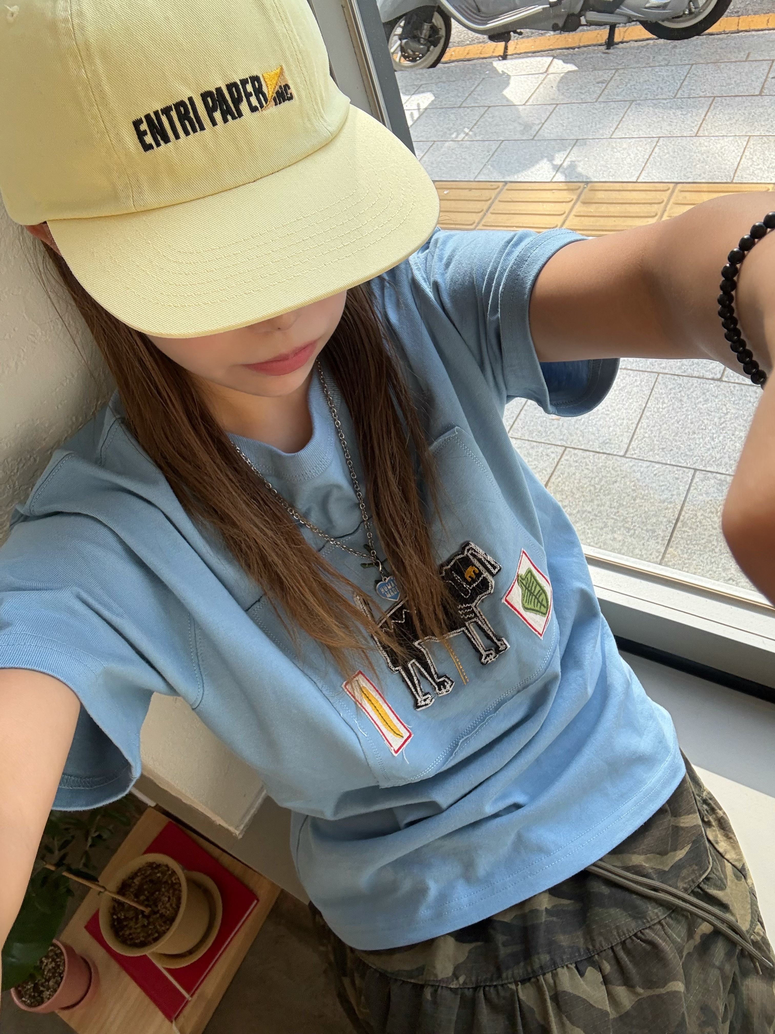 Karactor Freak Half T-Shirts Sky Blue, Human Made Heart Necklace Blue 착용 스타일