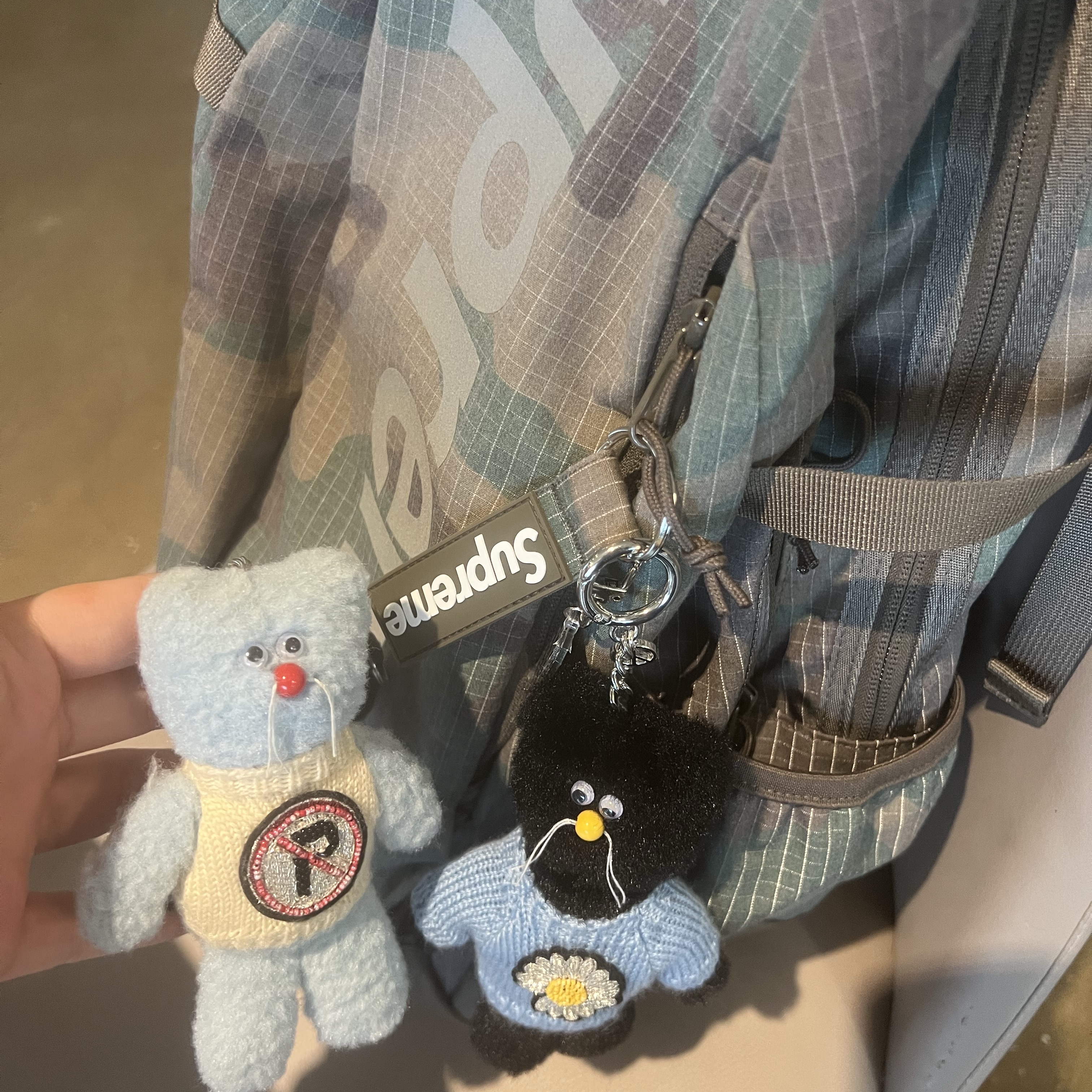Supreme Backpack Woodland Camo - 24SS 착용 스타일