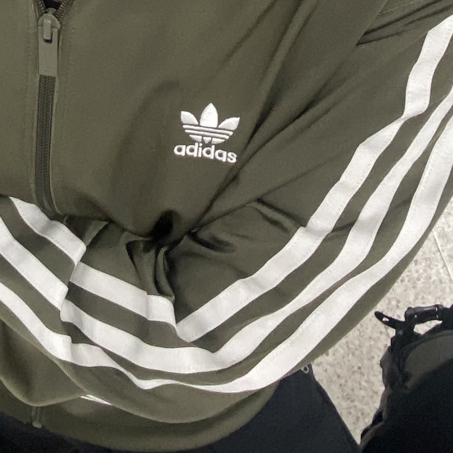 (W) Adidas Adicolor Classic Loose Firebird Track Top Olive Strata - KR Sizing 착용 스타일